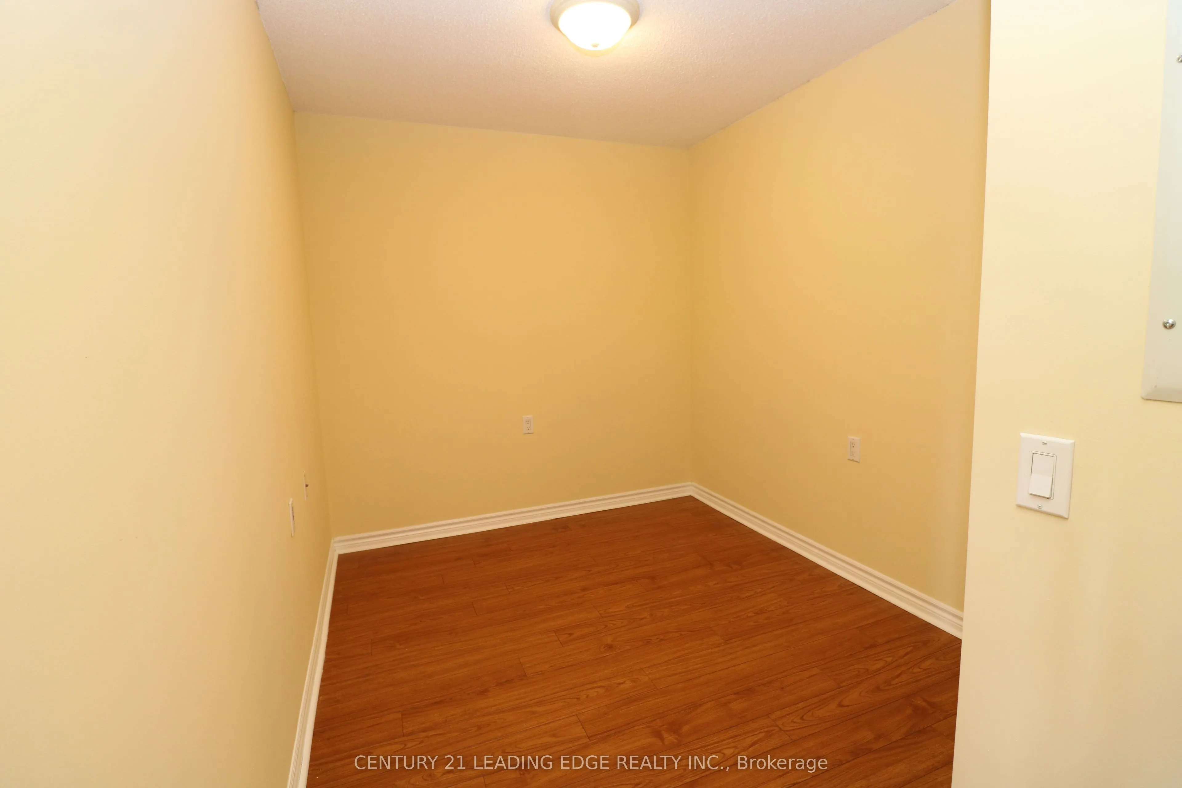 4640 Kimbermount Avenue #305
