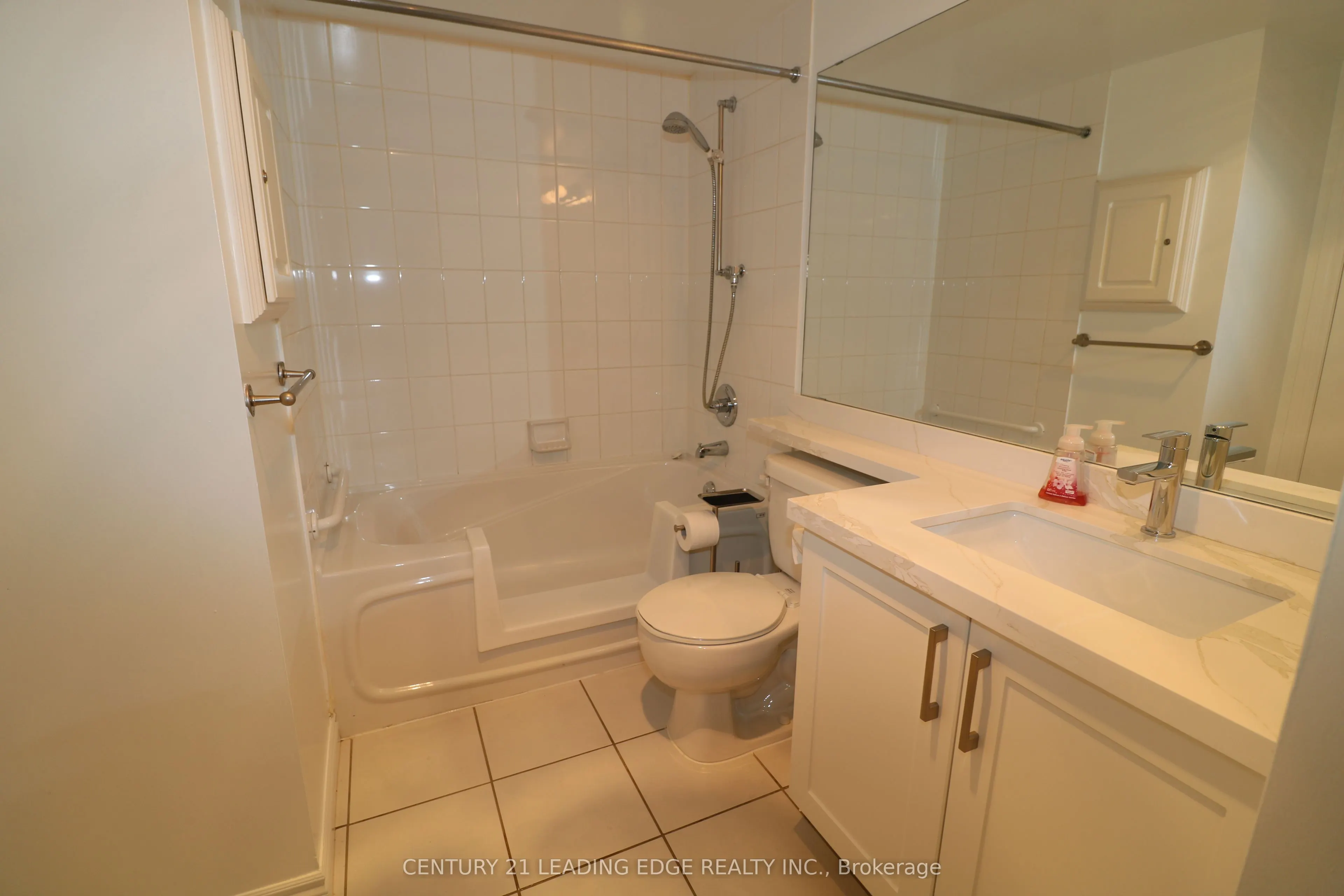 4640 Kimbermount Avenue #305