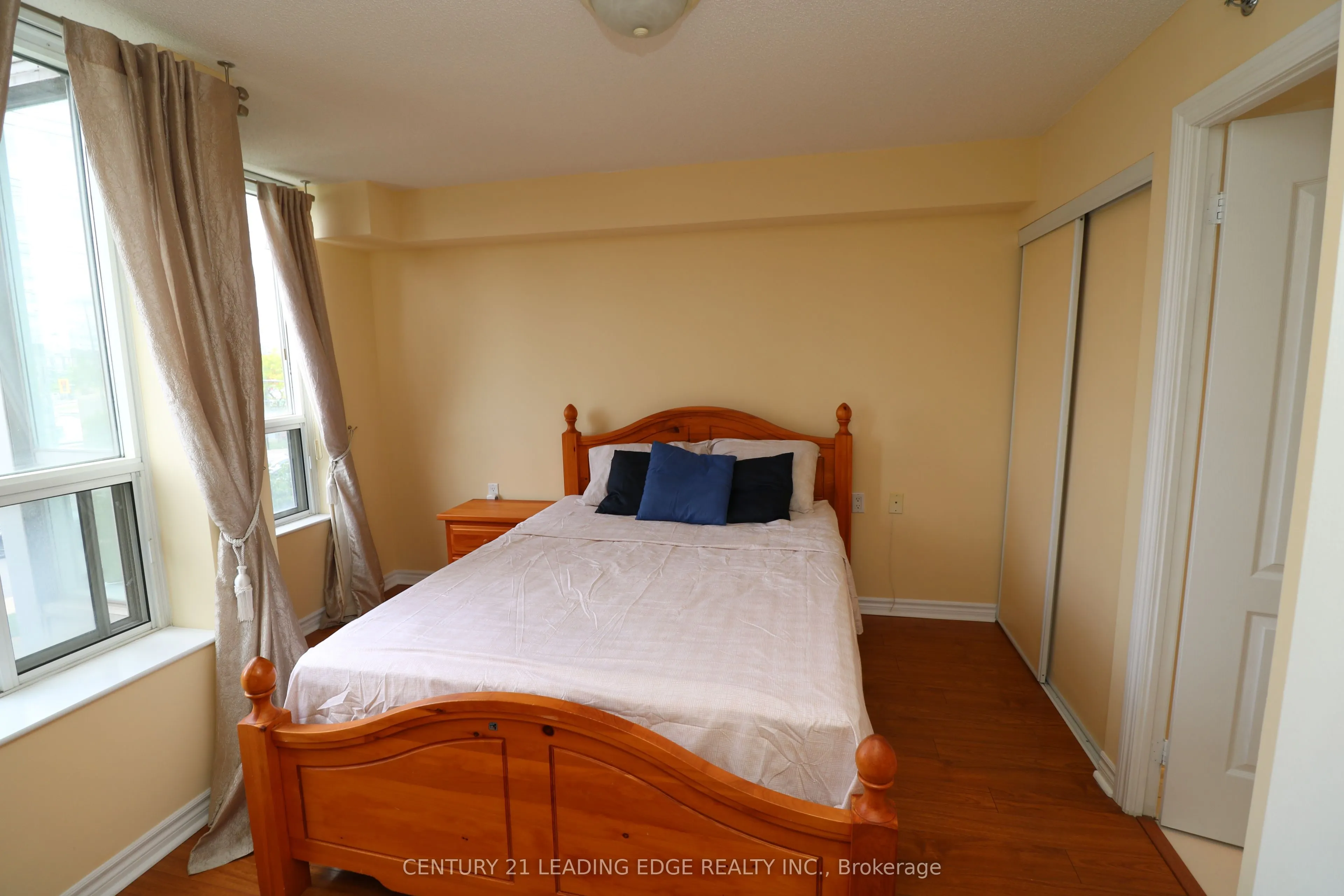 4640 Kimbermount Avenue #305