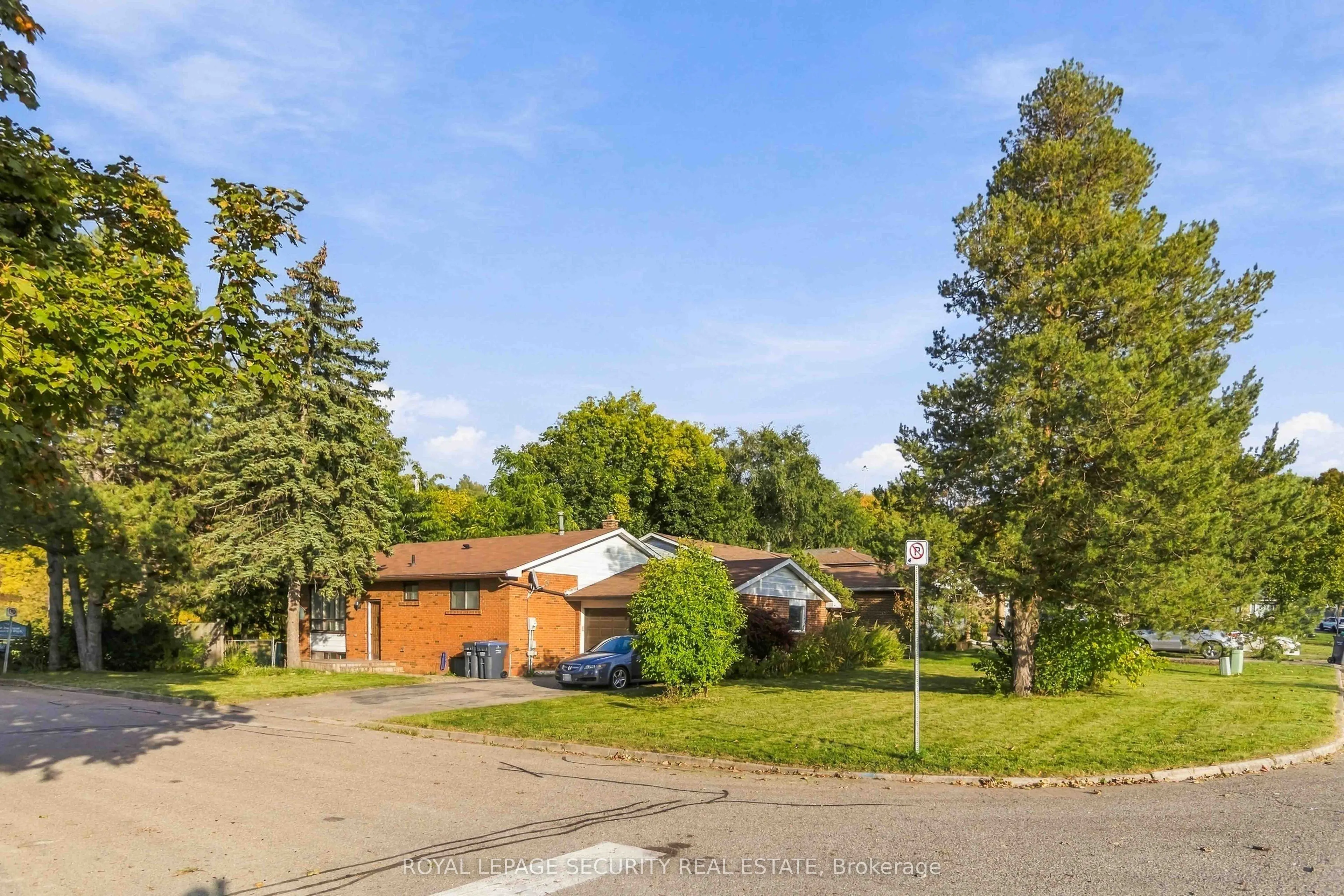 93 Connaught Crescent