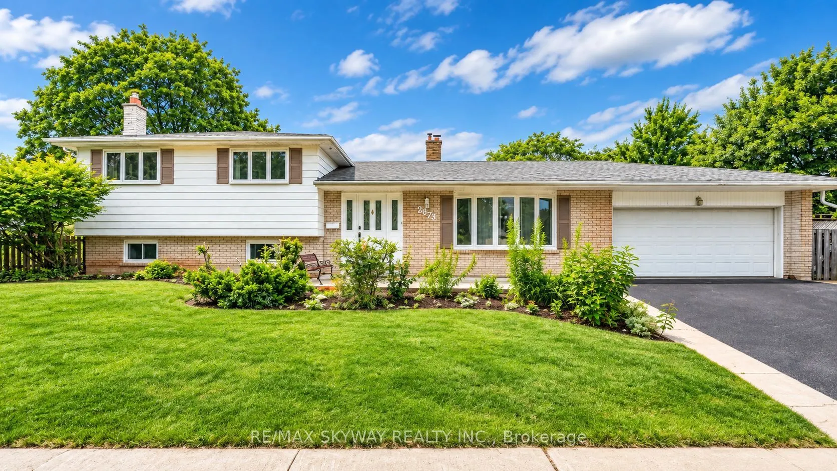2673 Thorn Lodge Drive