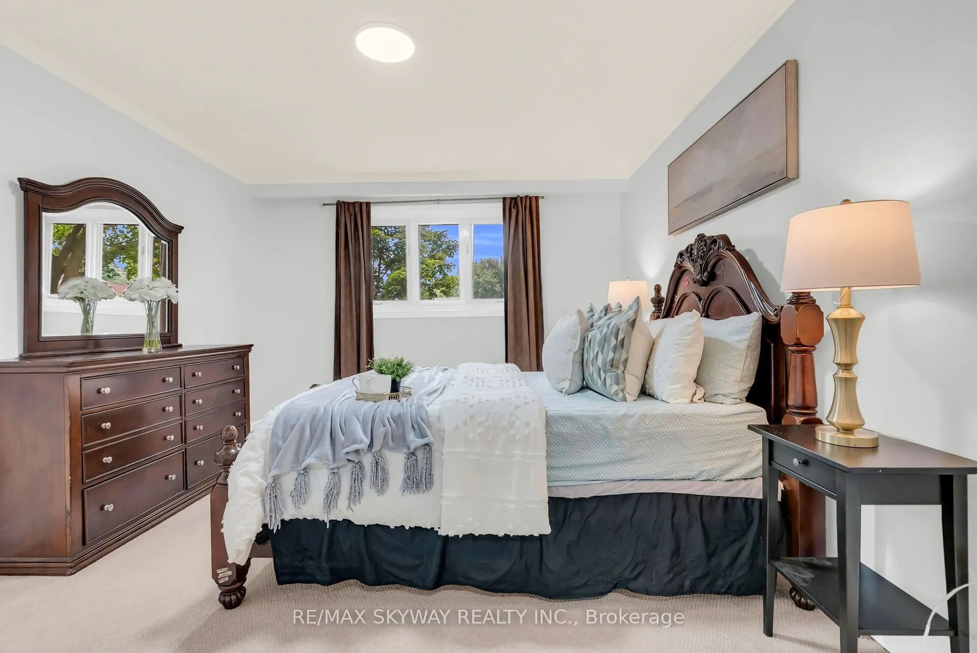2673 Thorn Lodge Drive