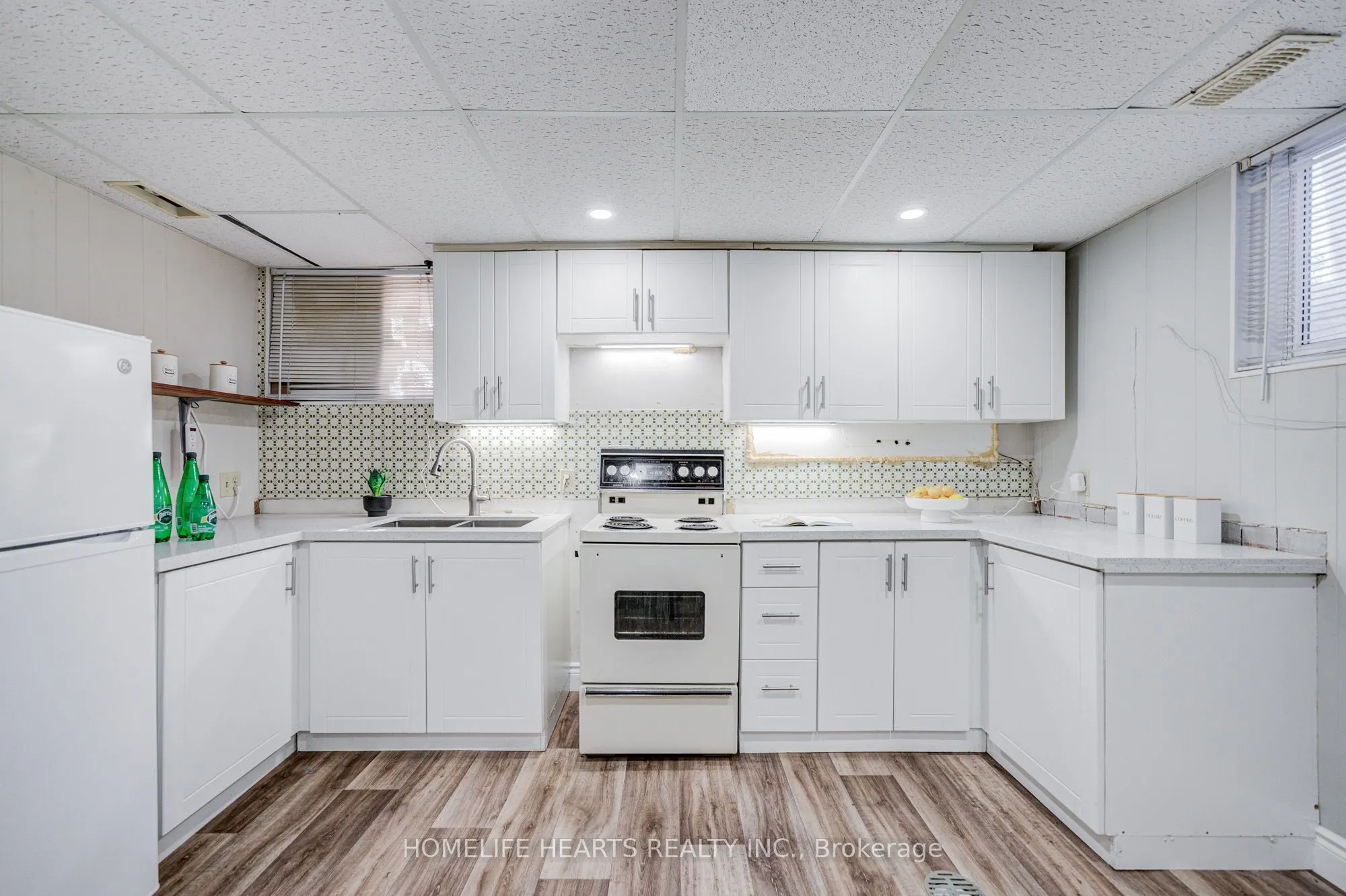 23 Broadview Avenue