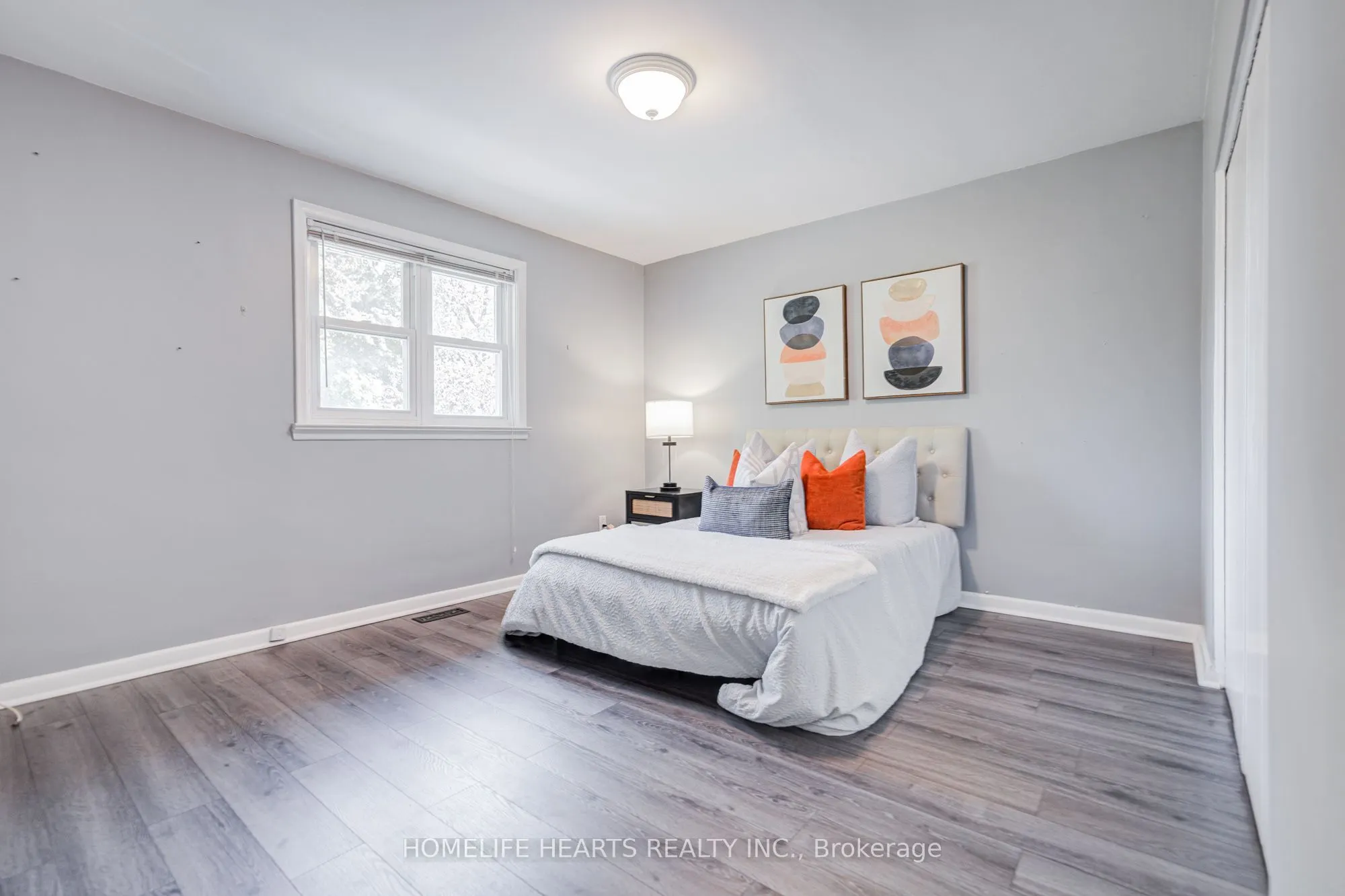23 Broadview Avenue