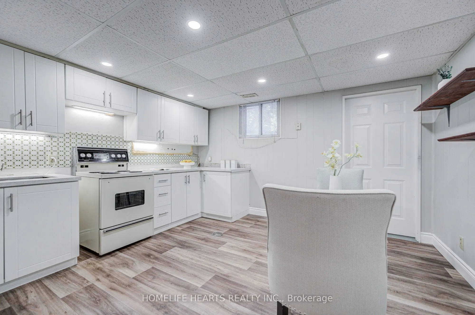 23 Broadview Avenue