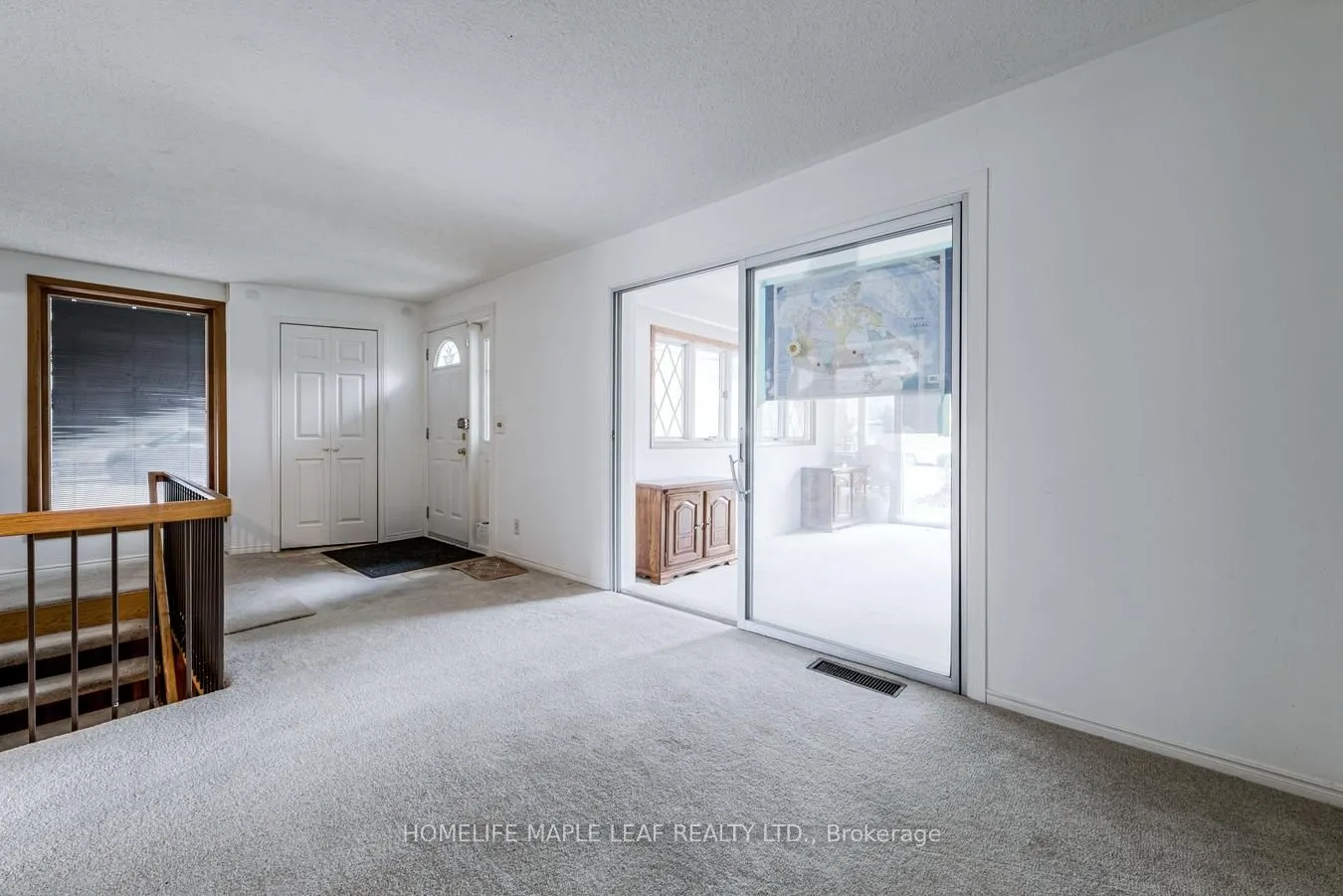 18 Adamson Street S