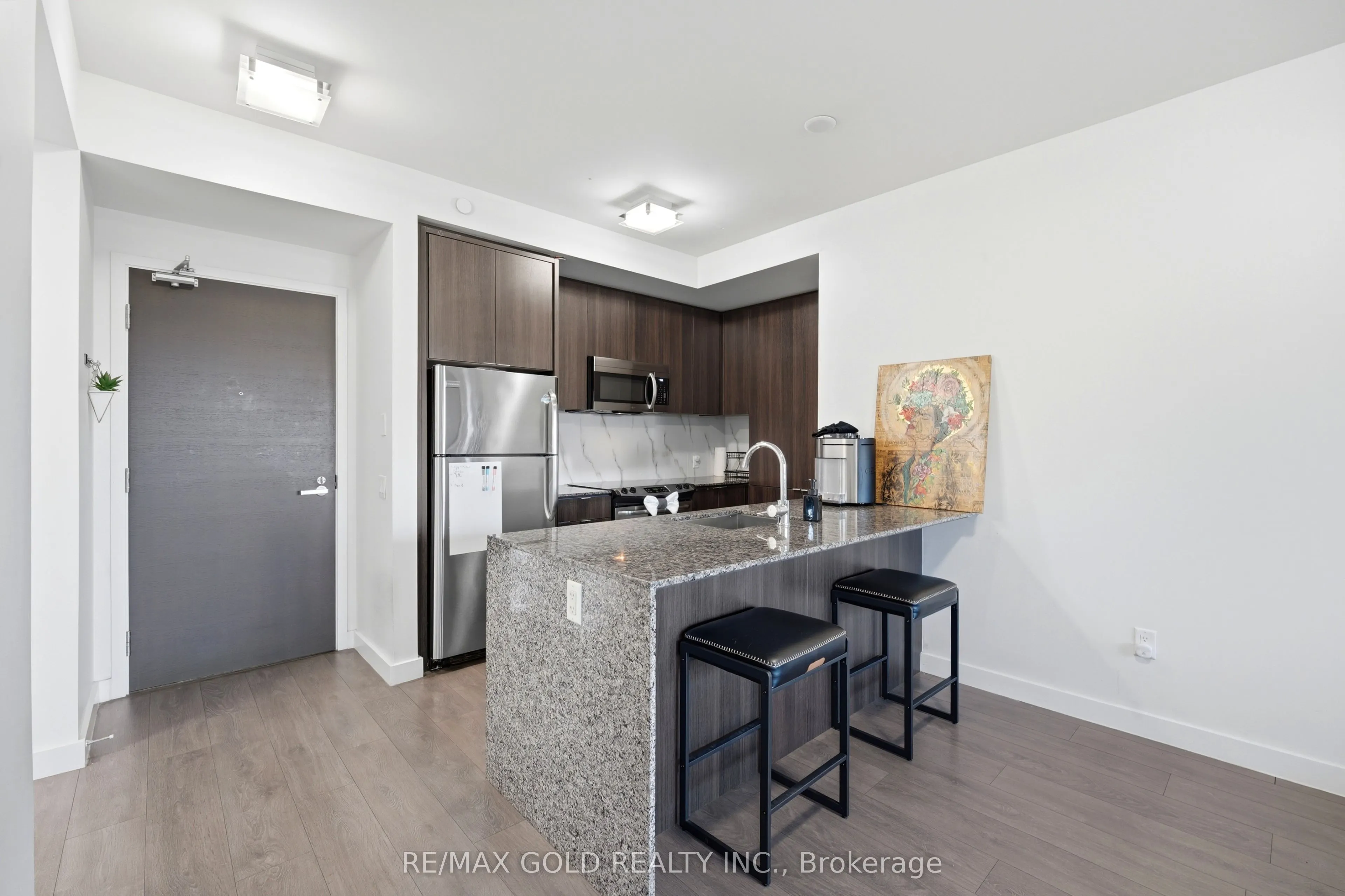 5025 Harvard Road #211