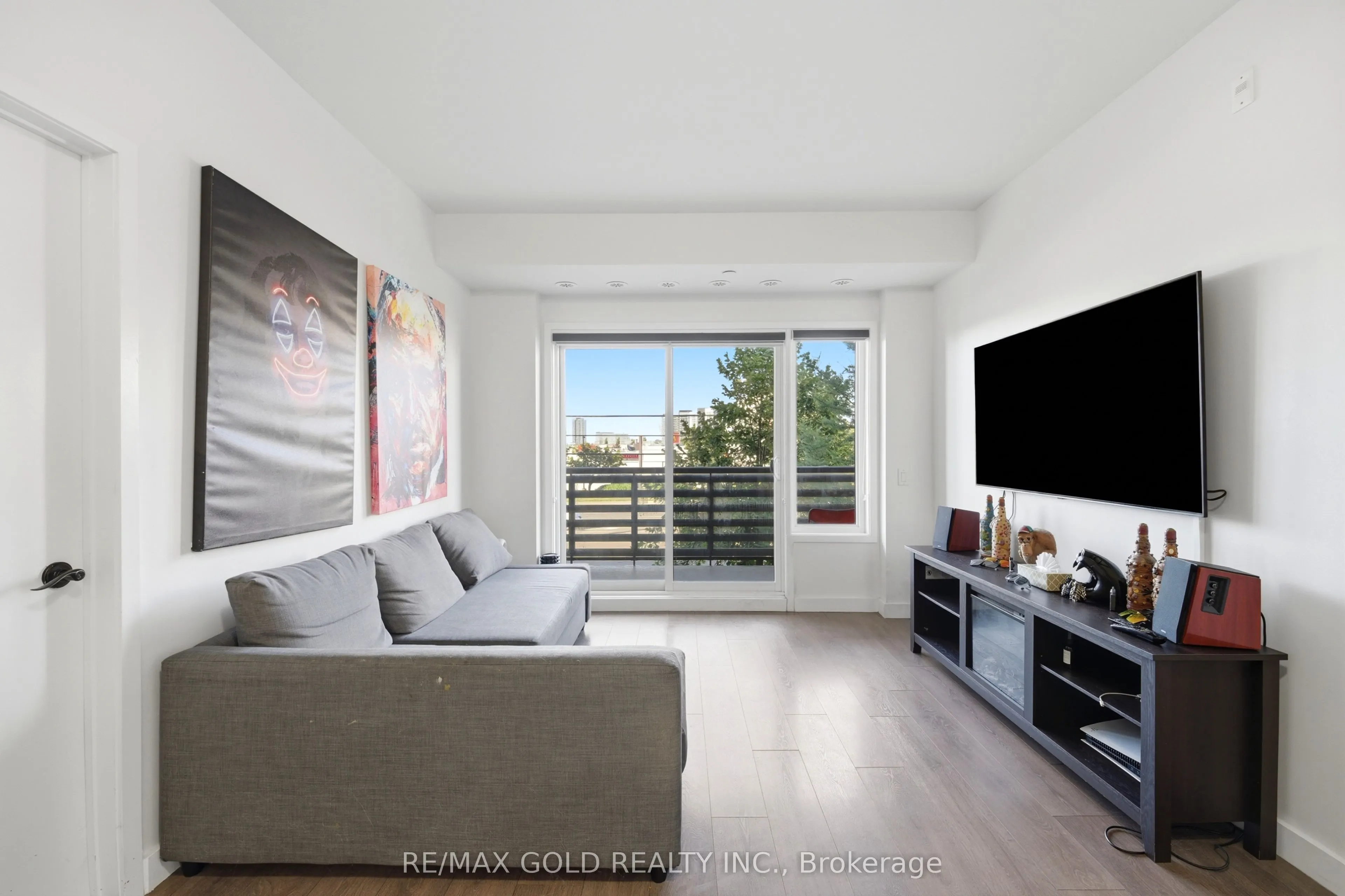 5025 Harvard Road #211