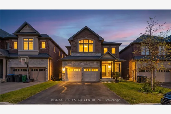 3 Prairie Creek Crescent