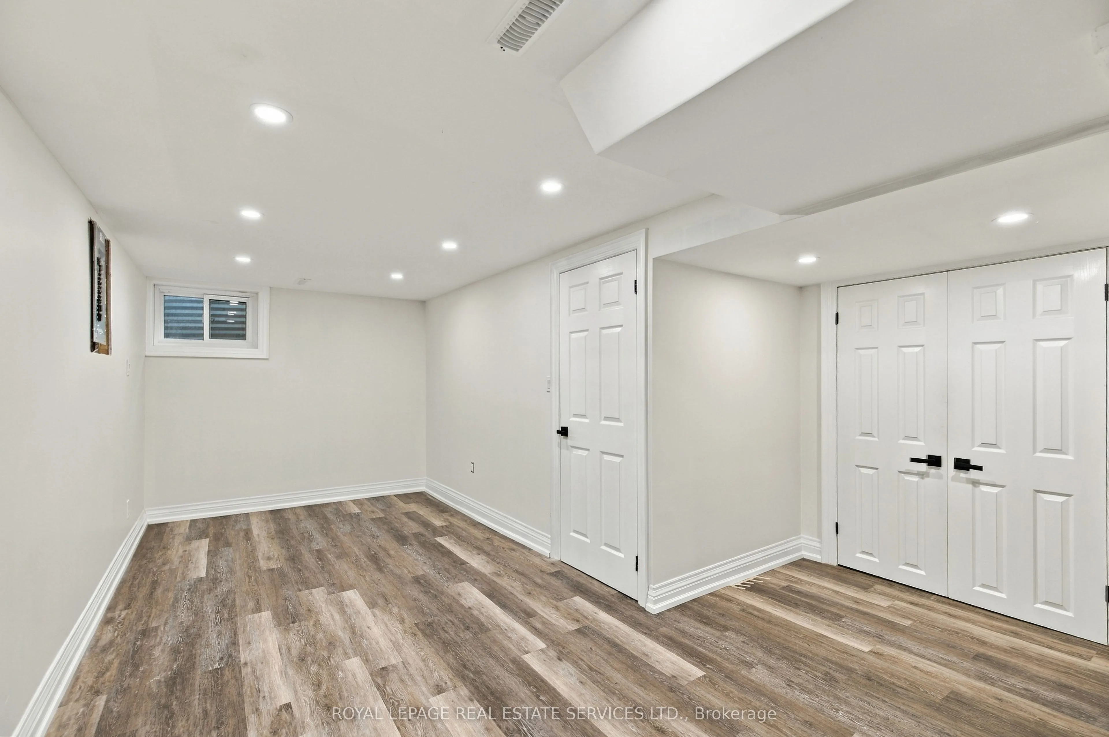 400 Mississauga Valley Boulevard #53