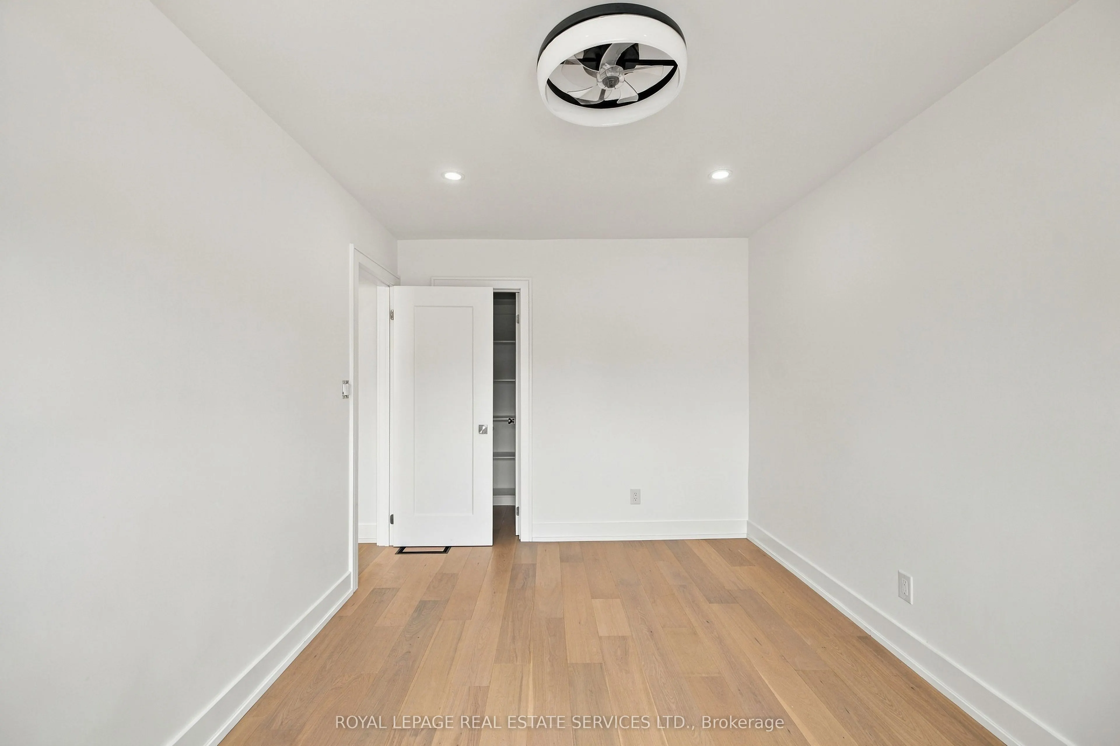 400 Mississauga Valley Boulevard #53