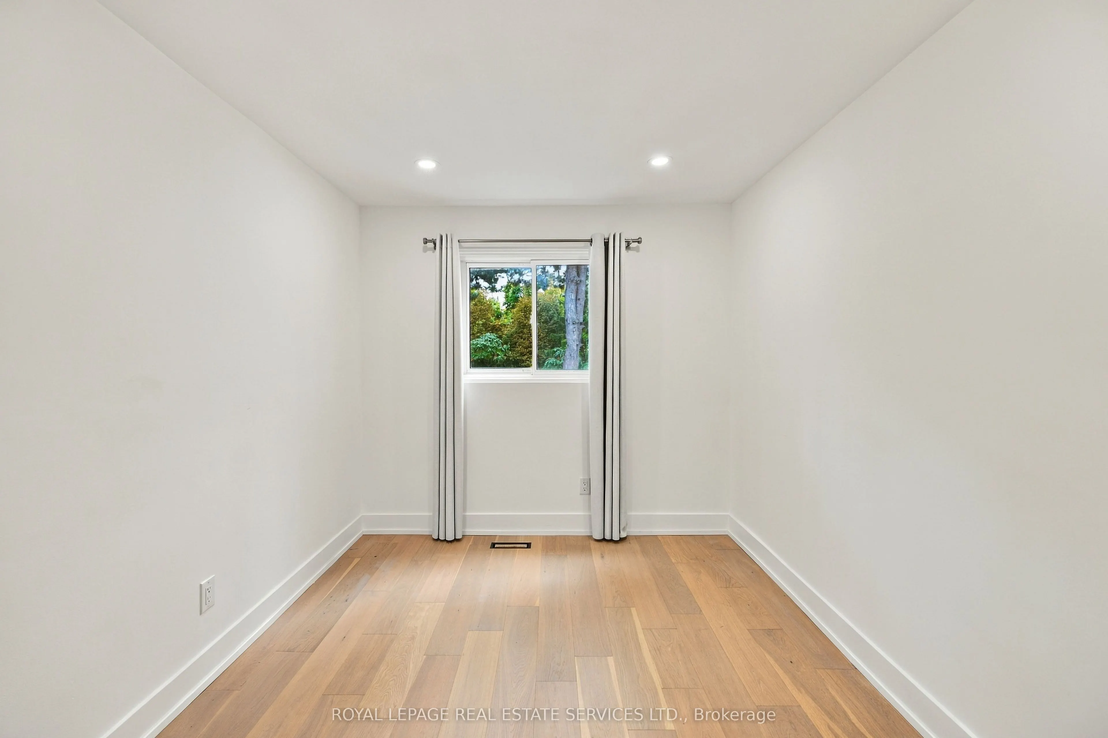 400 Mississauga Valley Boulevard #53