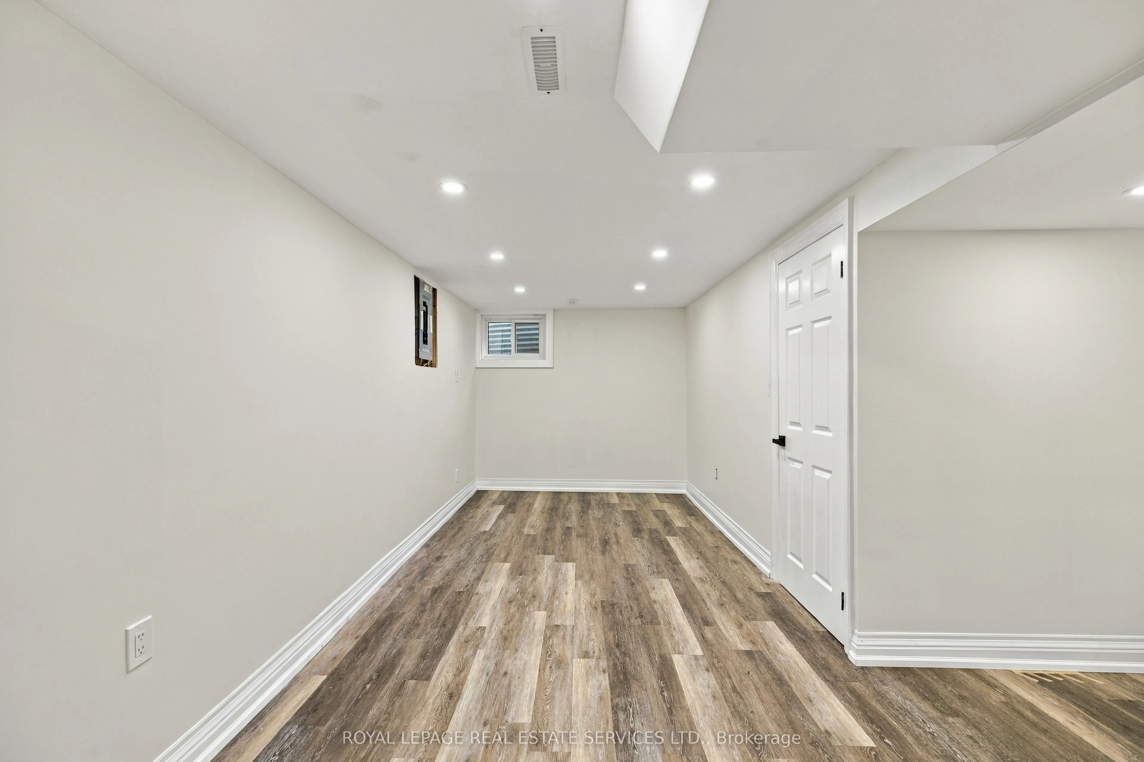 400 Mississauga Valley Boulevard #53