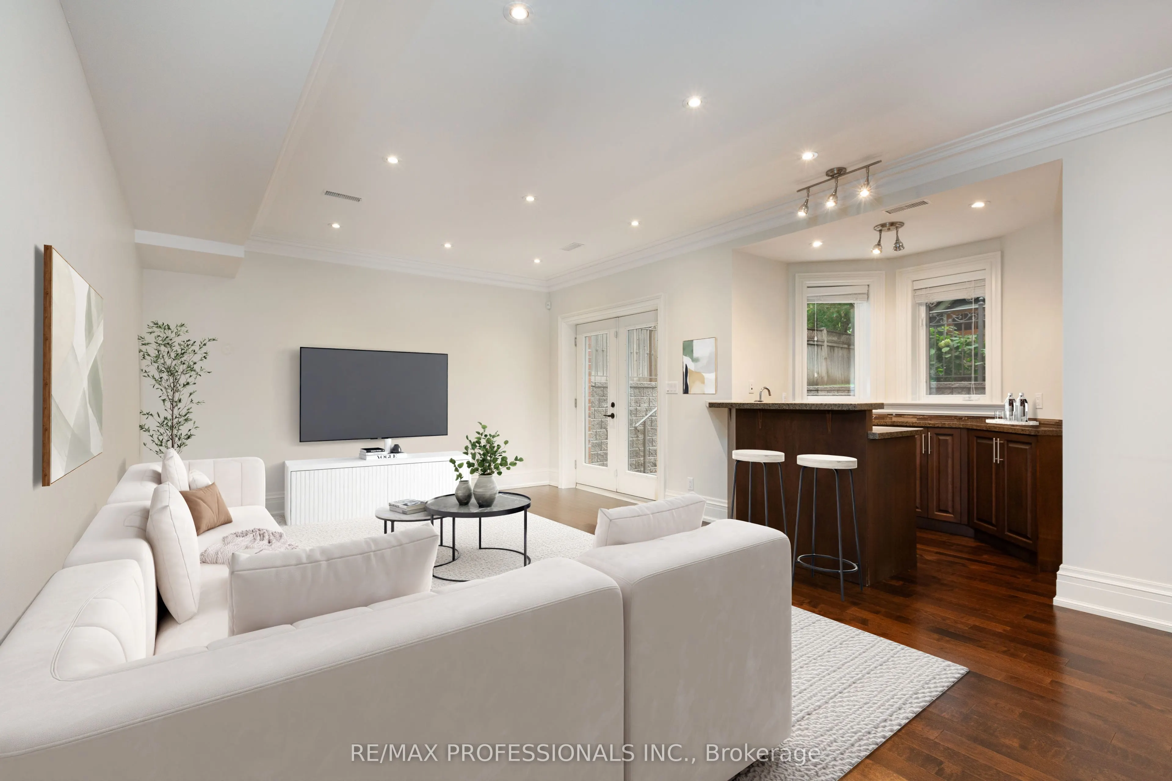 18 Hillcroft Drive