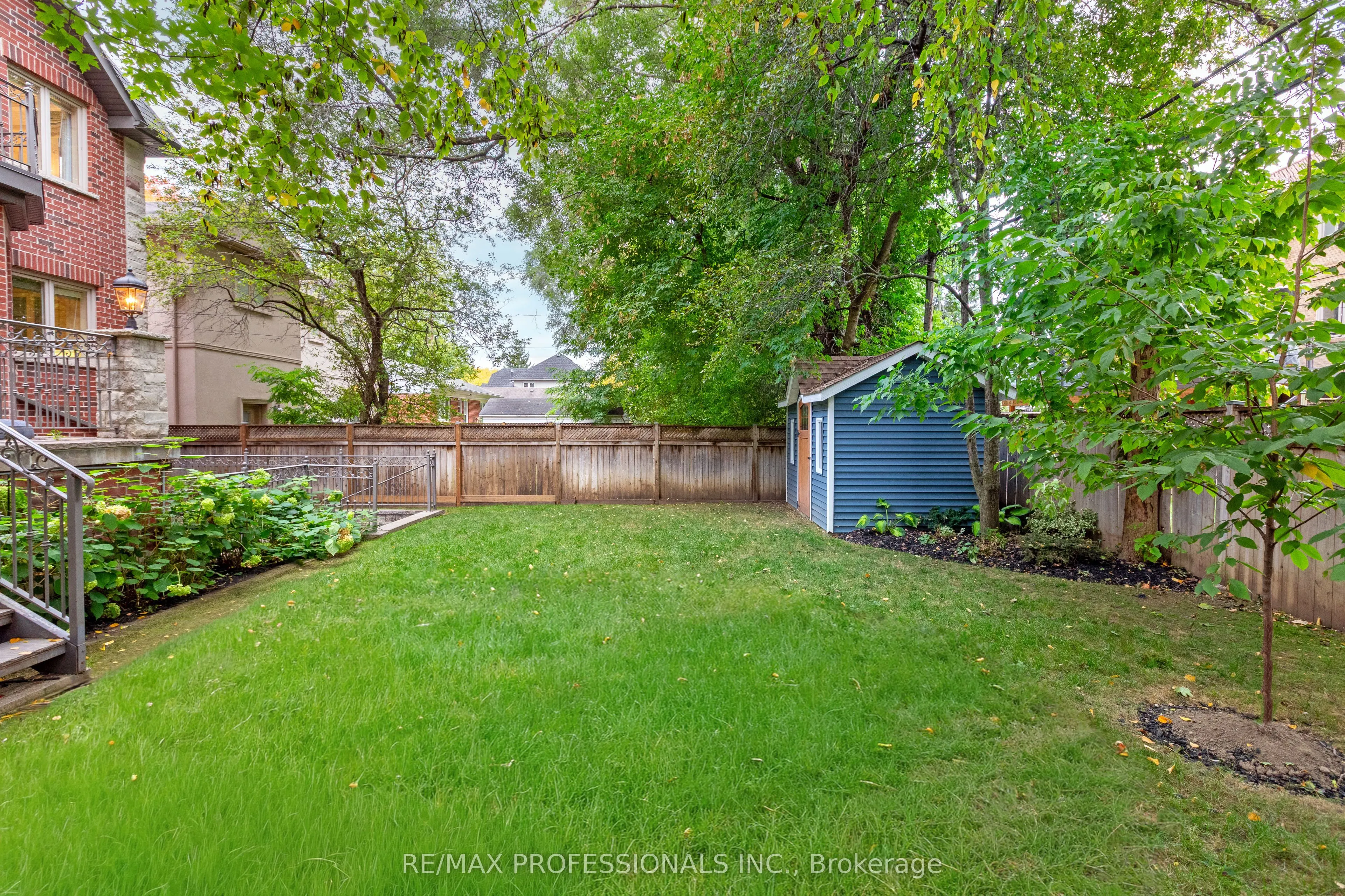 18 Hillcroft Drive