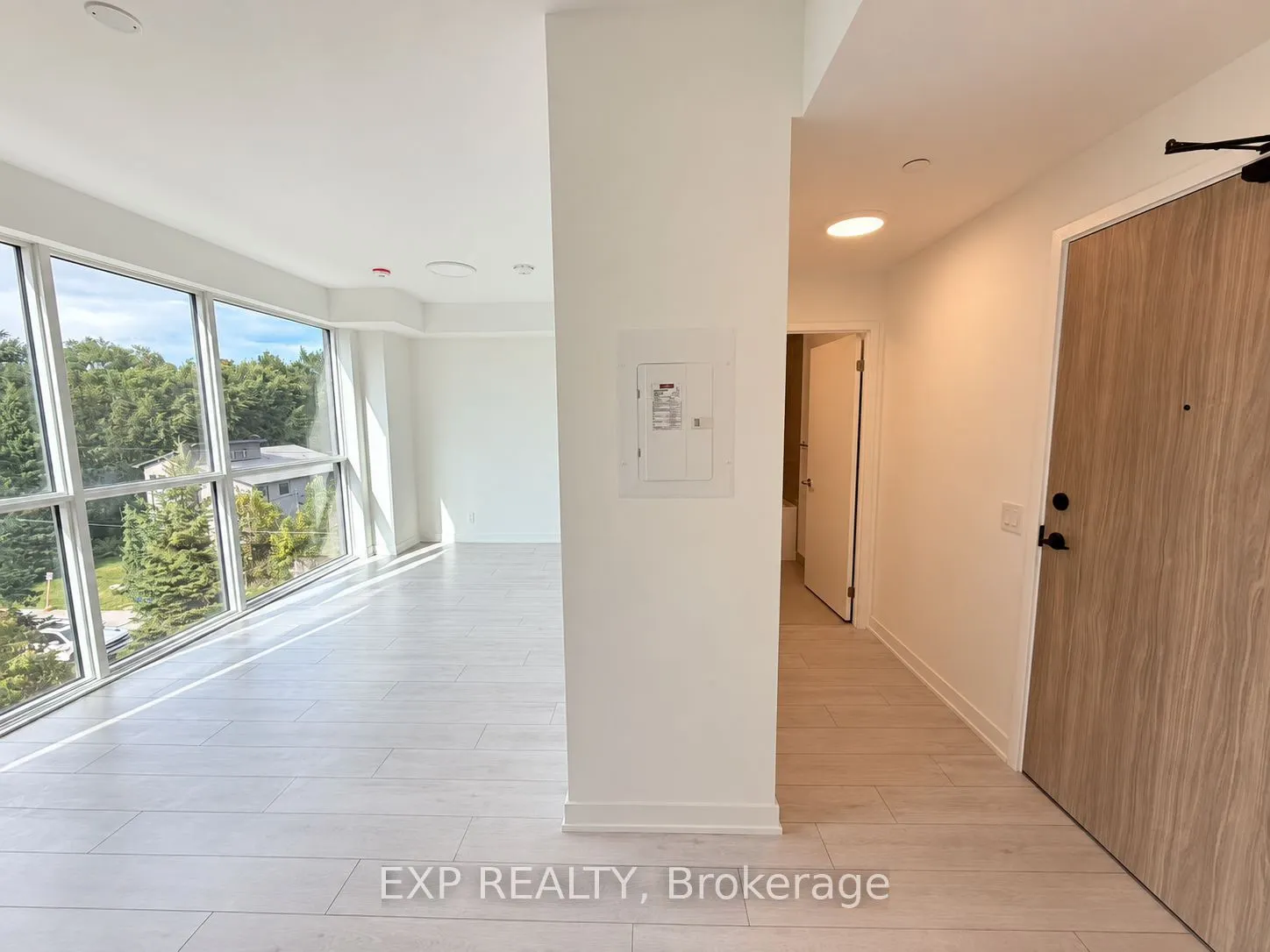 1381 Lakeshore Road E #409
