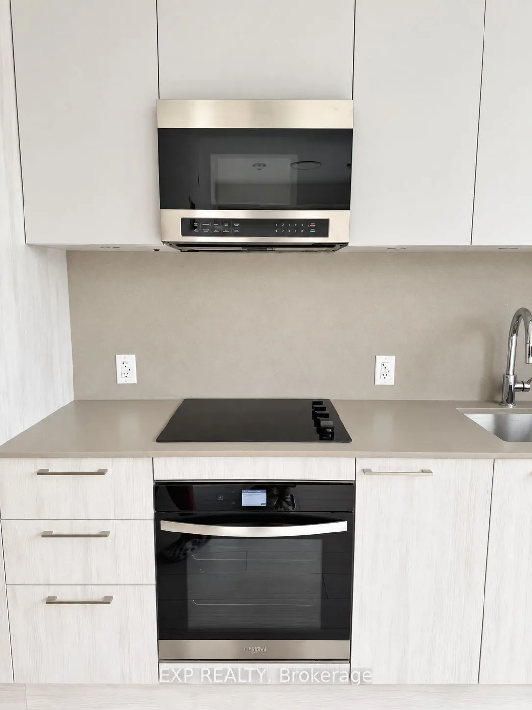 1381 Lakeshore Road E #409