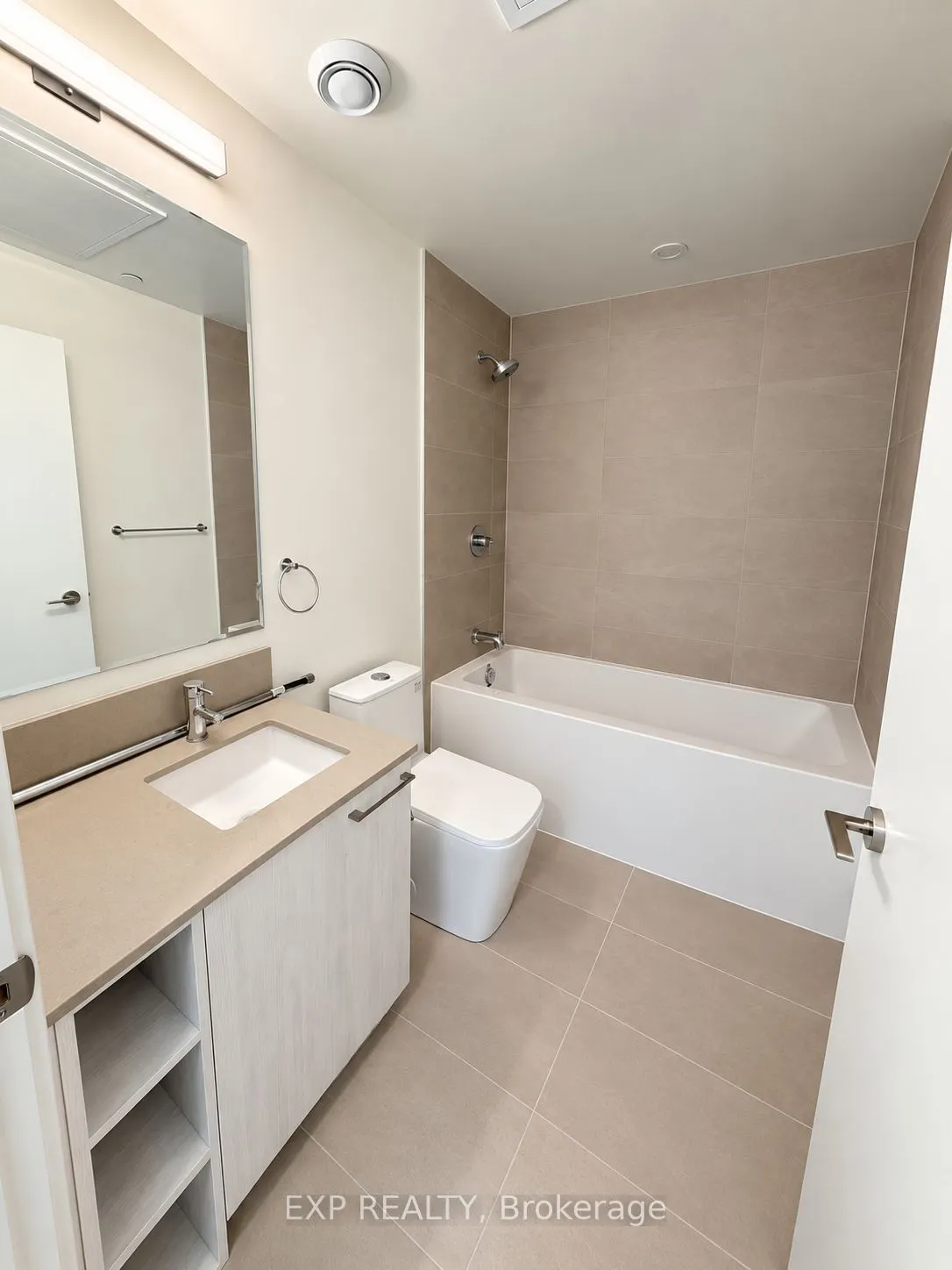 1381 Lakeshore Road #409