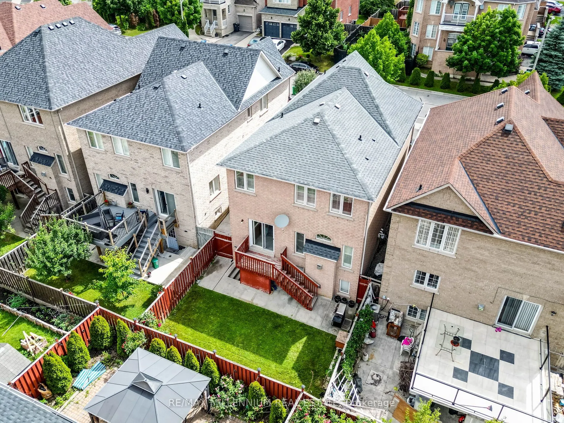 172 Pefferlaw Circle