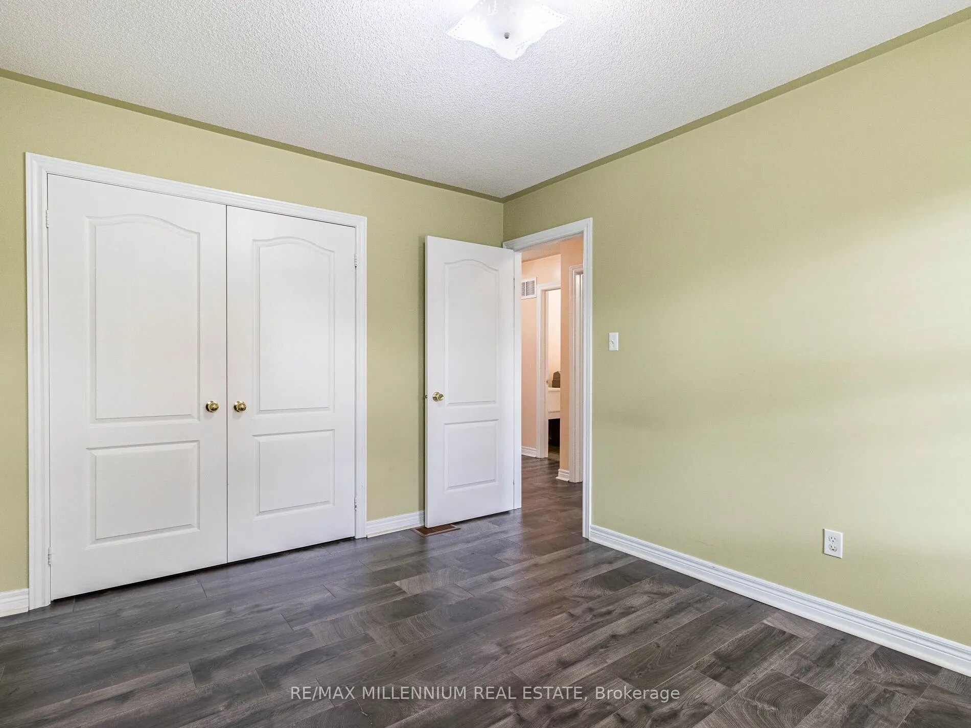172 Pefferlaw Circle