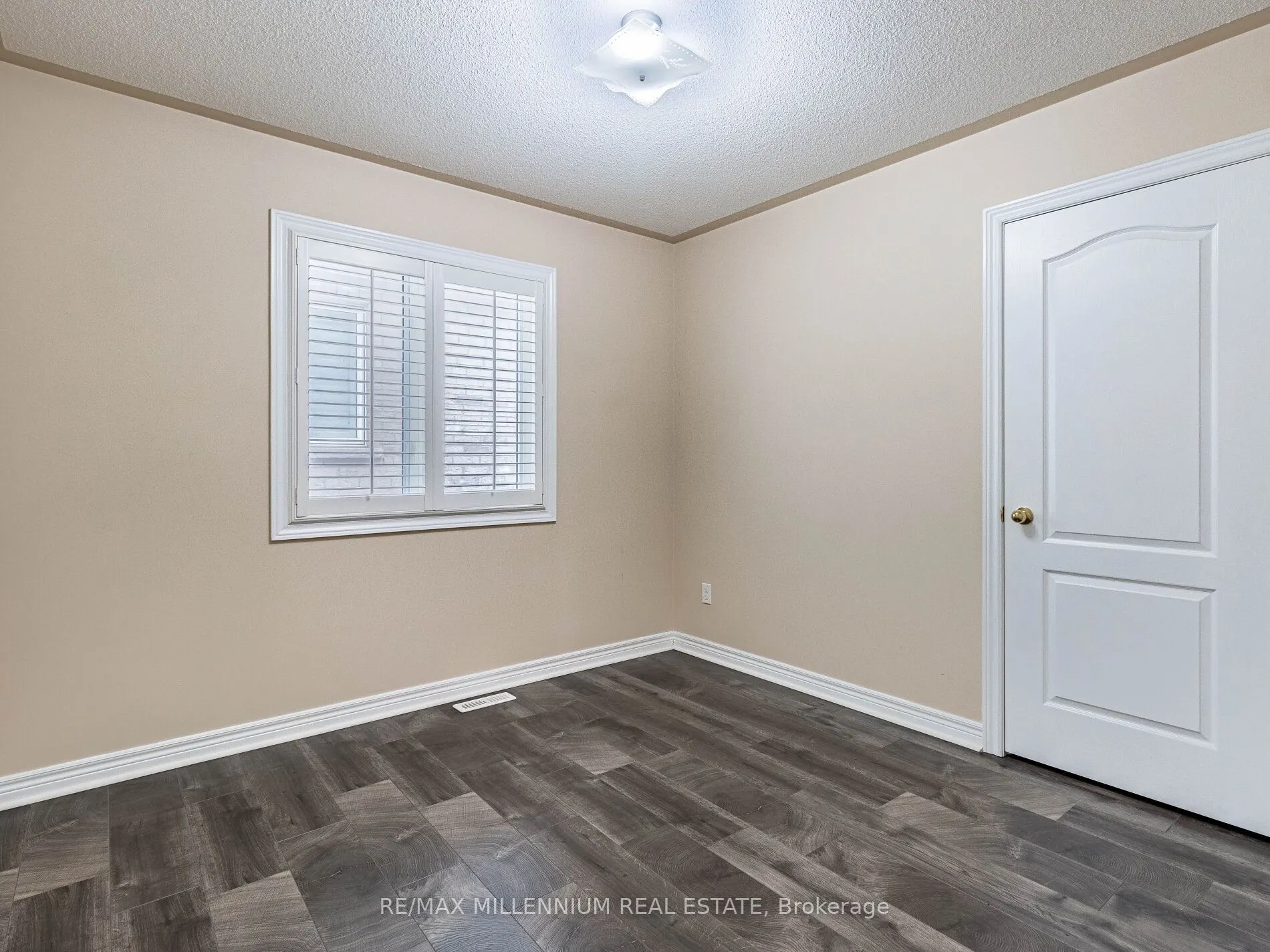 172 Pefferlaw Circle
