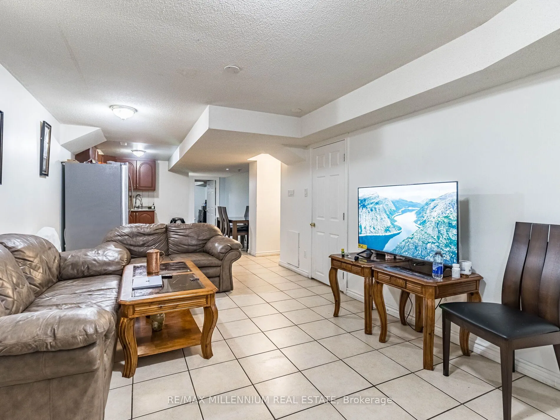 172 Pefferlaw Circle