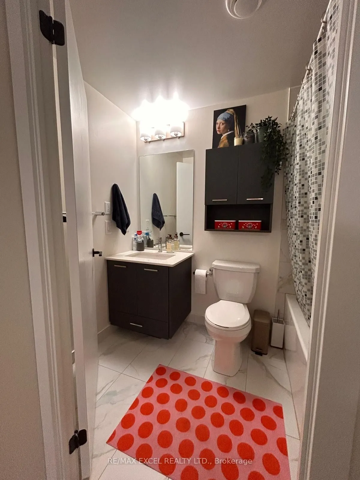 2300 St. Clair Avenue W #606