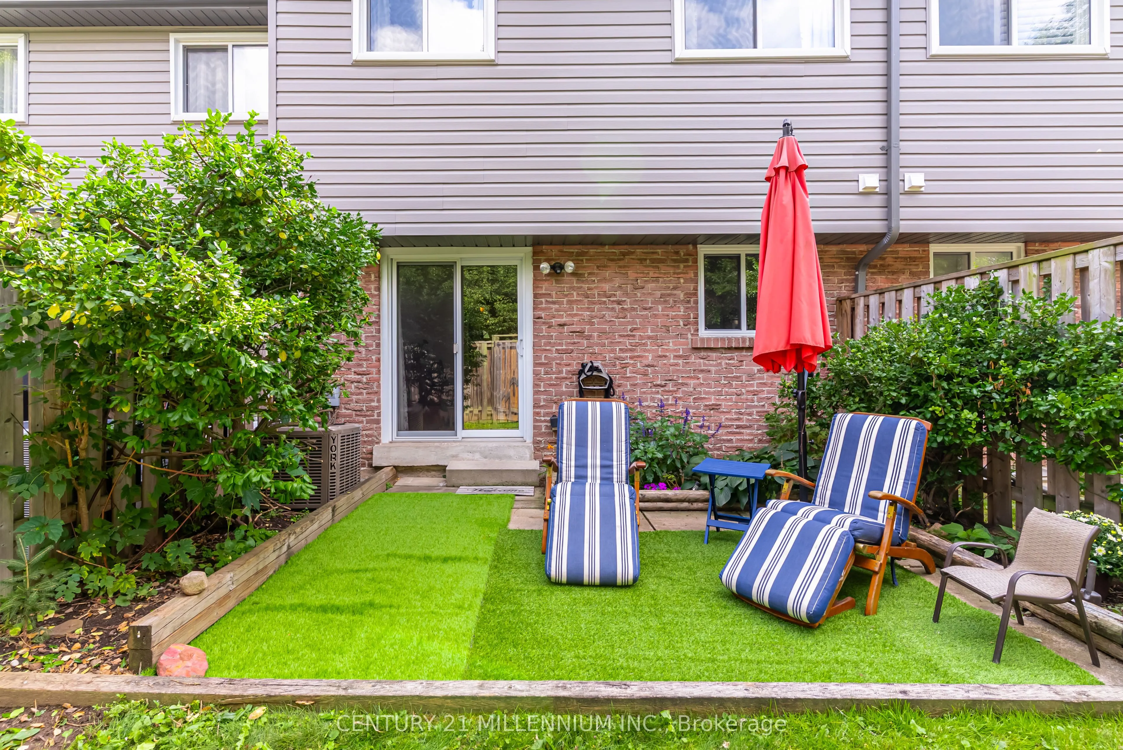 35 Tara Park Crescent #35