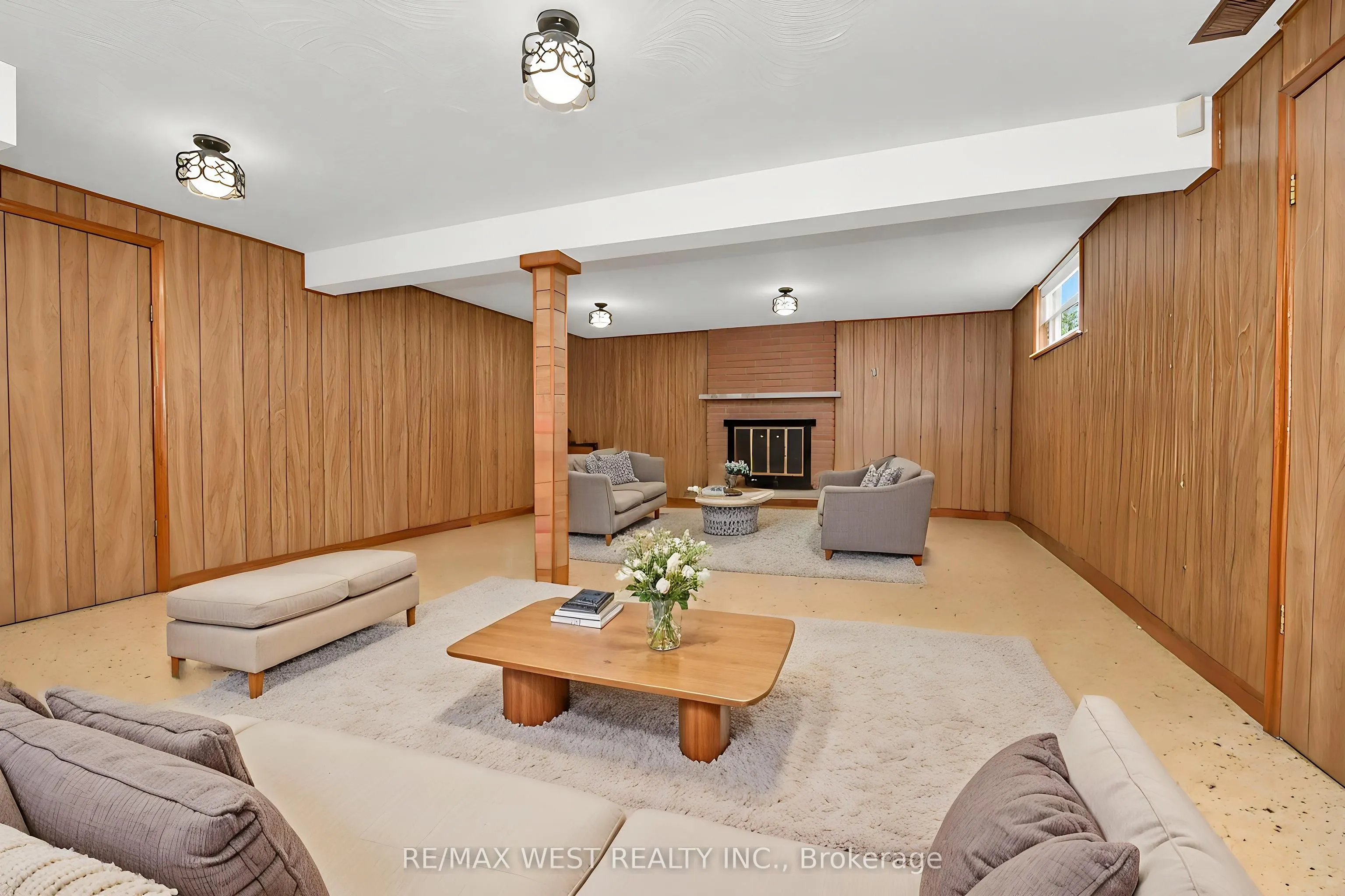428 Maple Leaf Drive