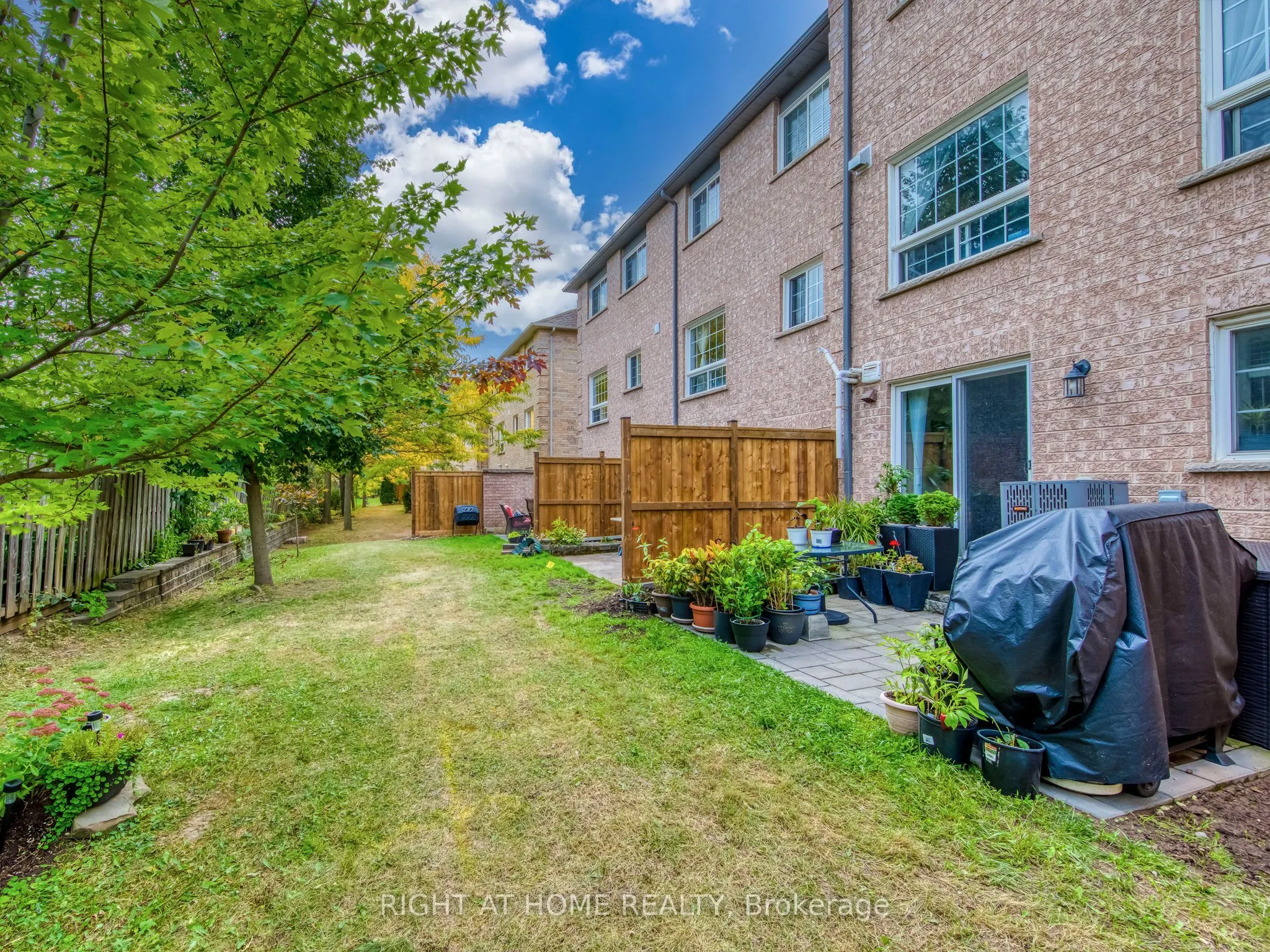 5260 Mcfarren Boulevard #35