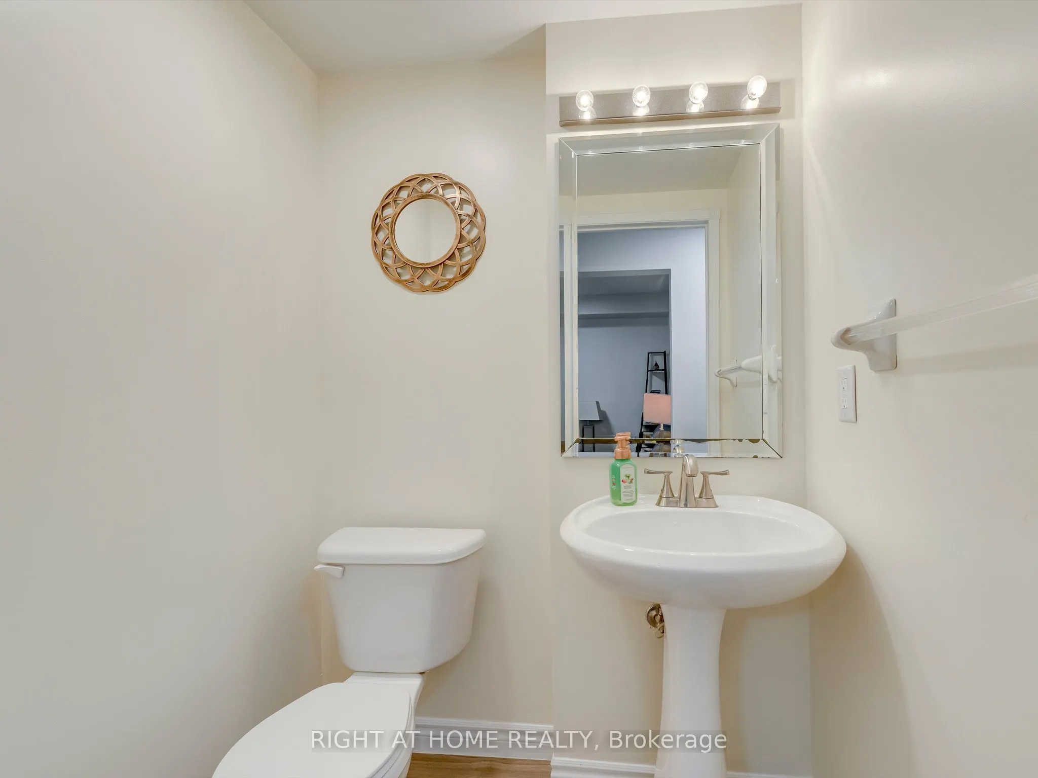 5260 Mcfarren Boulevard #35