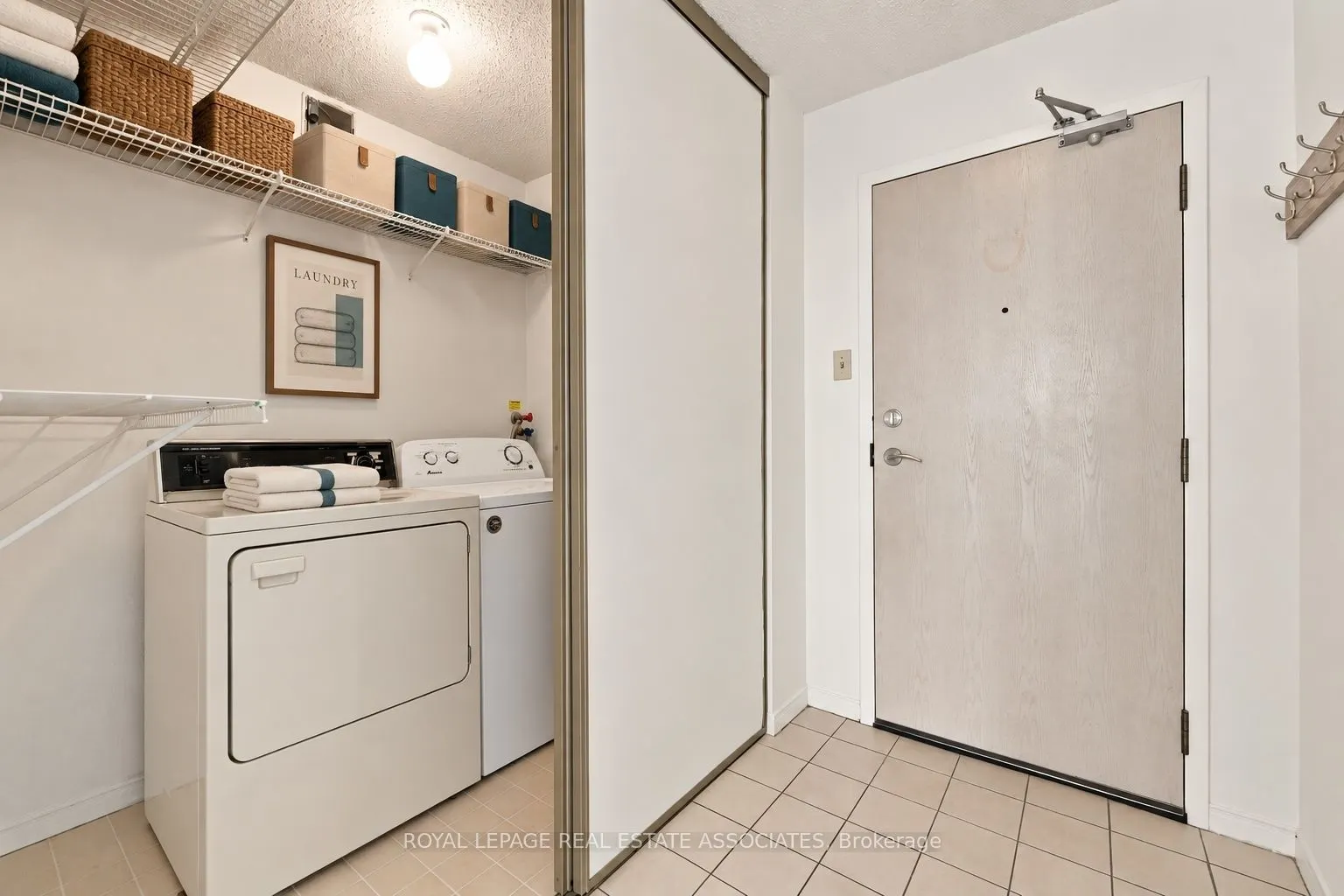 350 Rathburn Road W #808