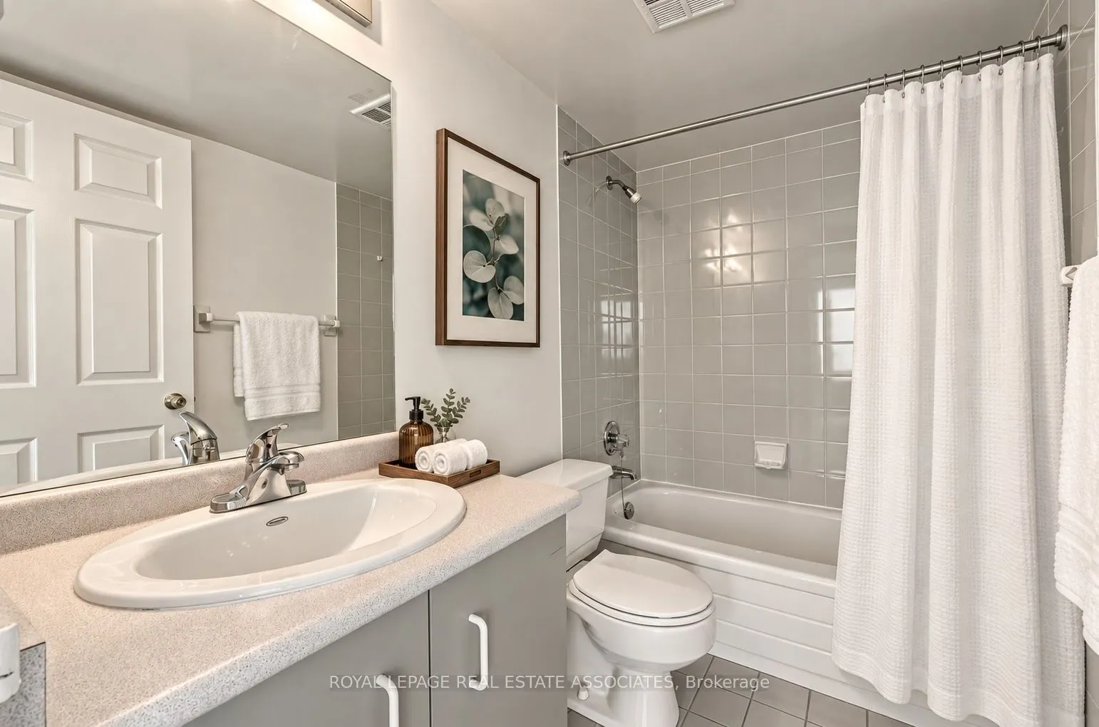 350 Rathburn Road W #808