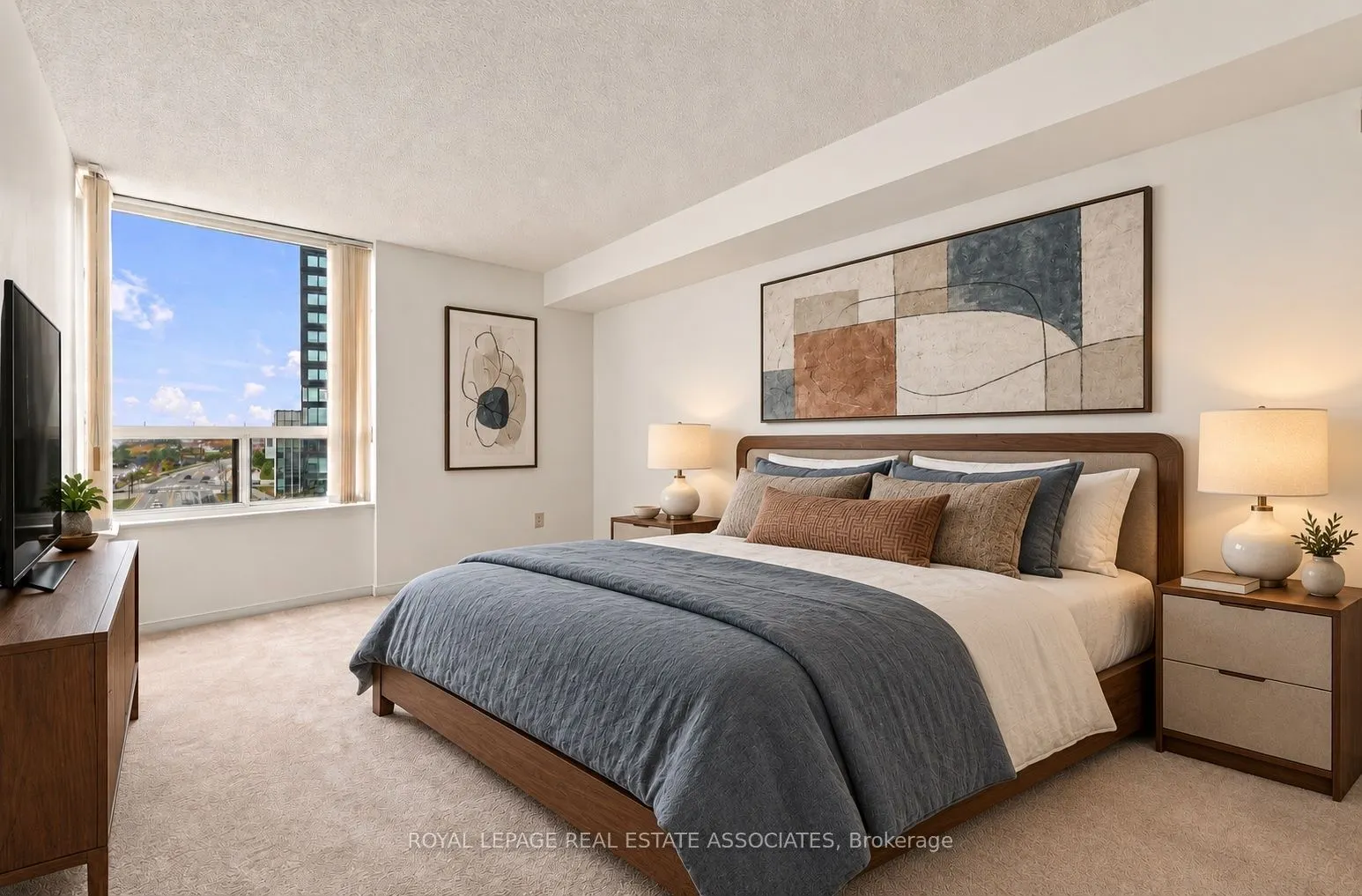 350 Rathburn Road W #808