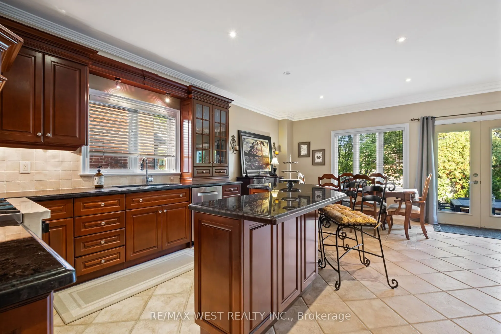 11 Tremont Road