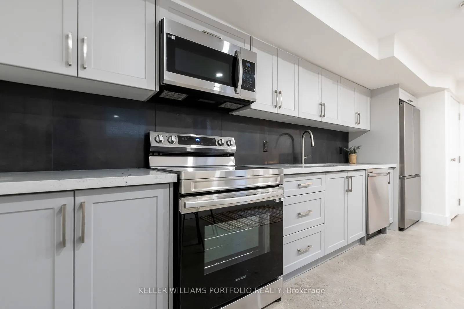 180 Maria Street #Lower