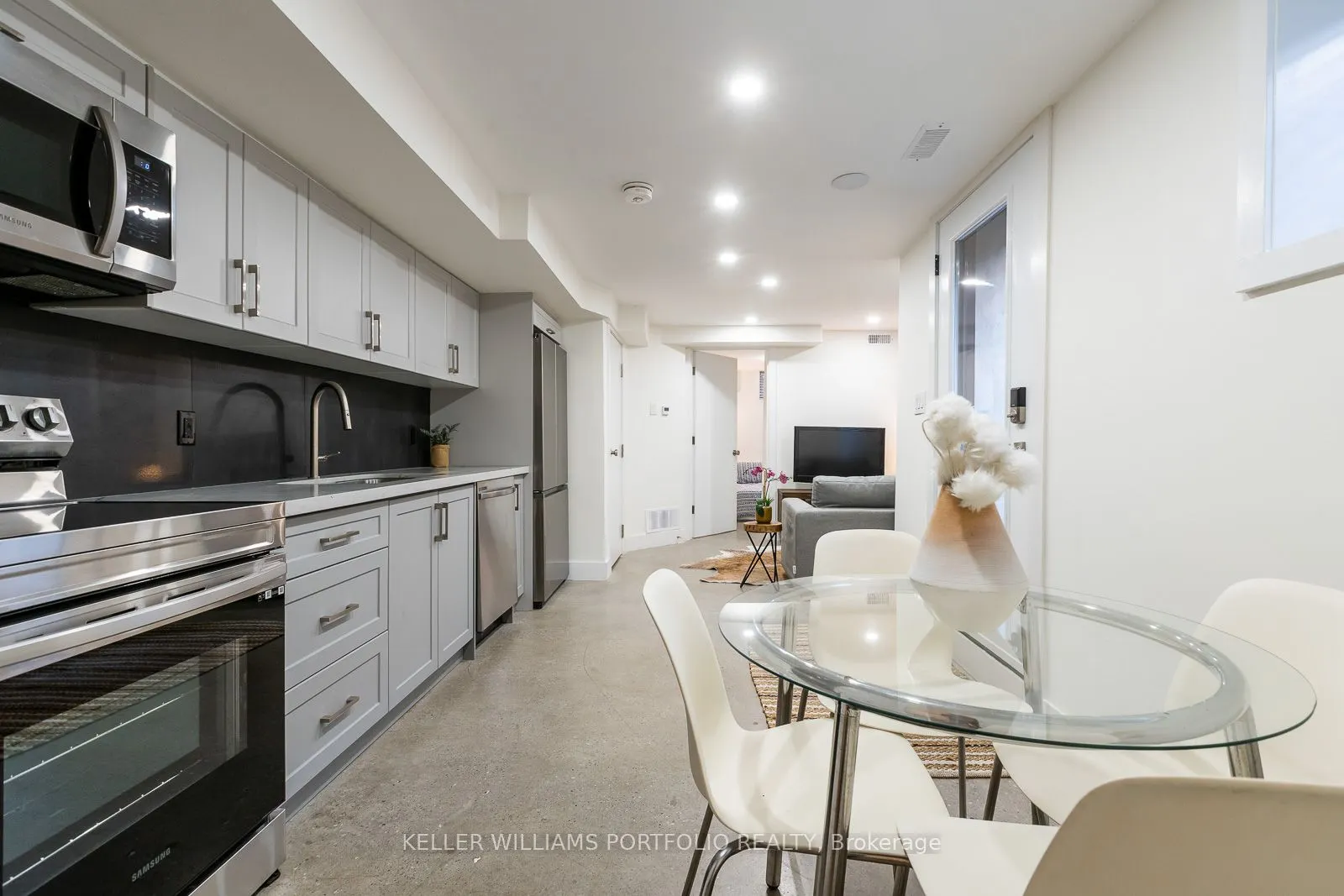 180 Maria Street #Lower