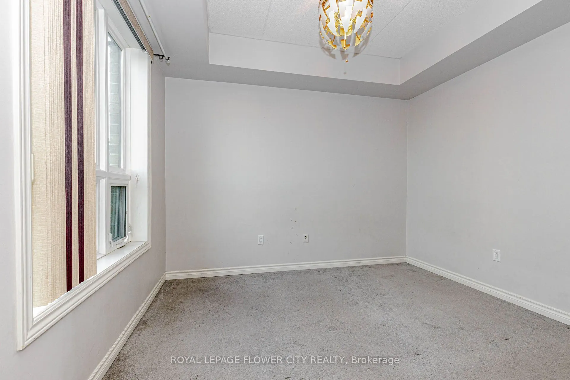630 Sauve Street #404