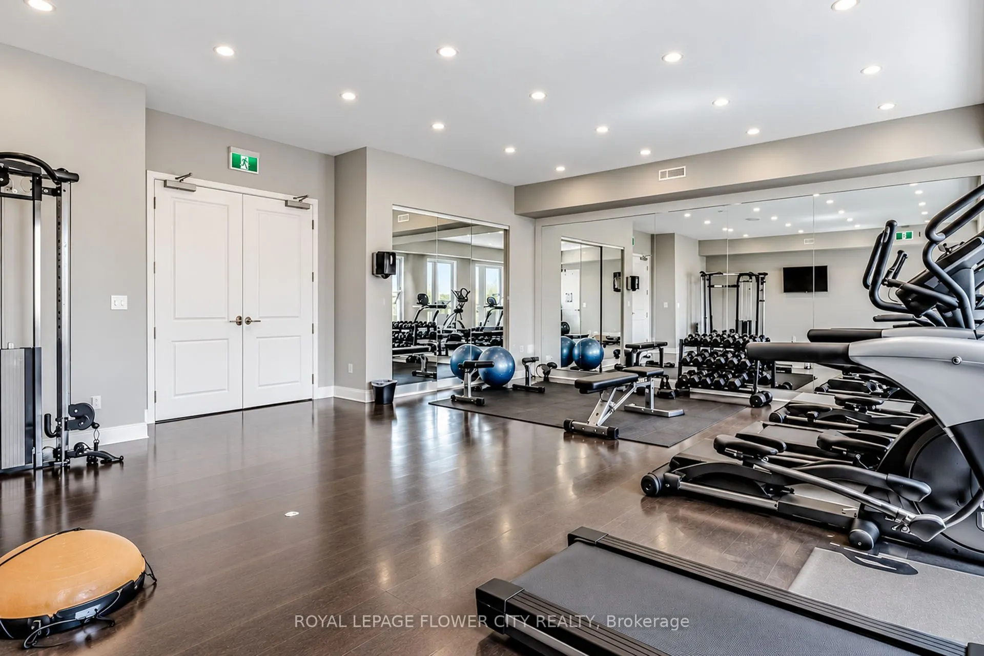 630 Sauve Street #404