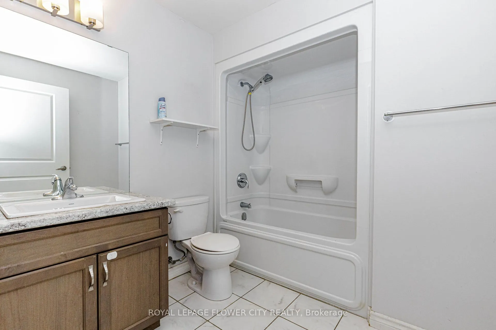 630 Sauve Street #404