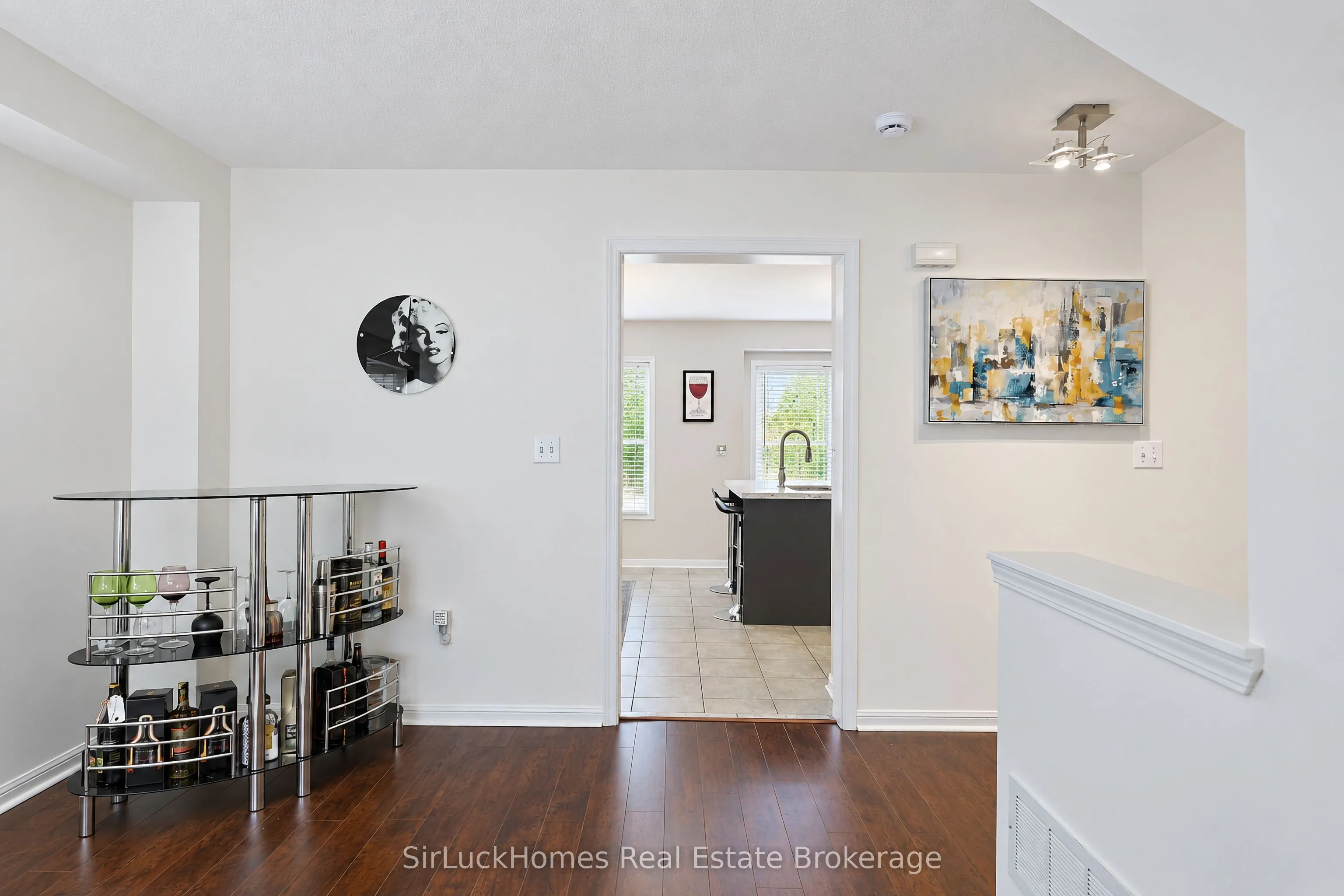 250 Richvale Drive S #22