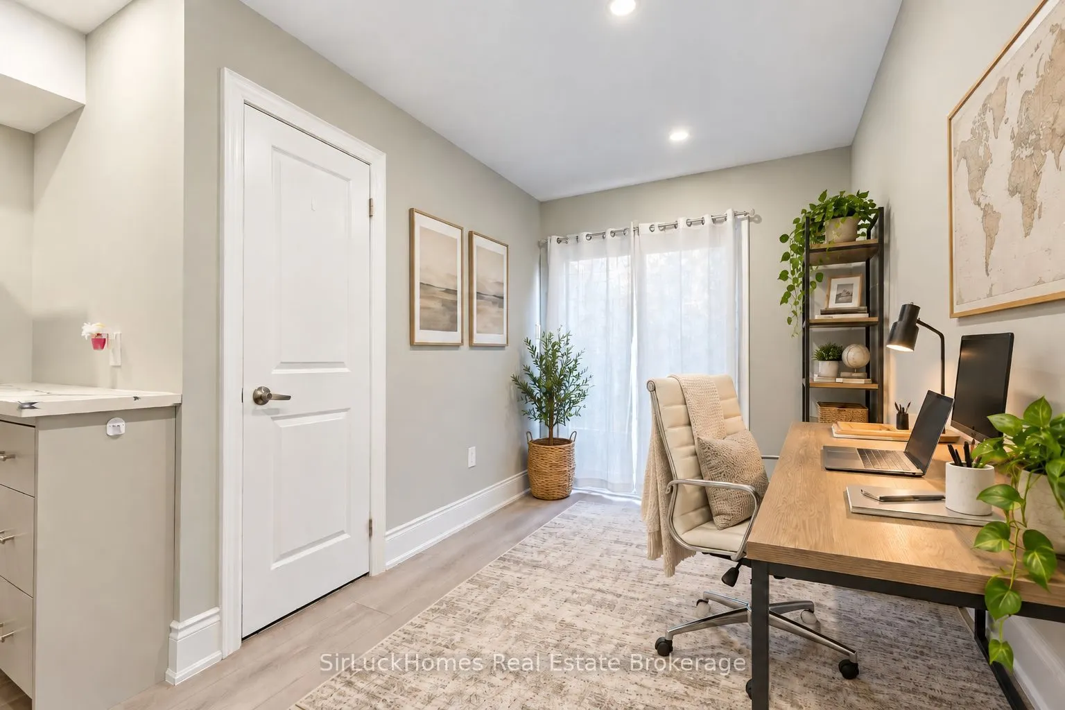 250 Richvale Drive S #22