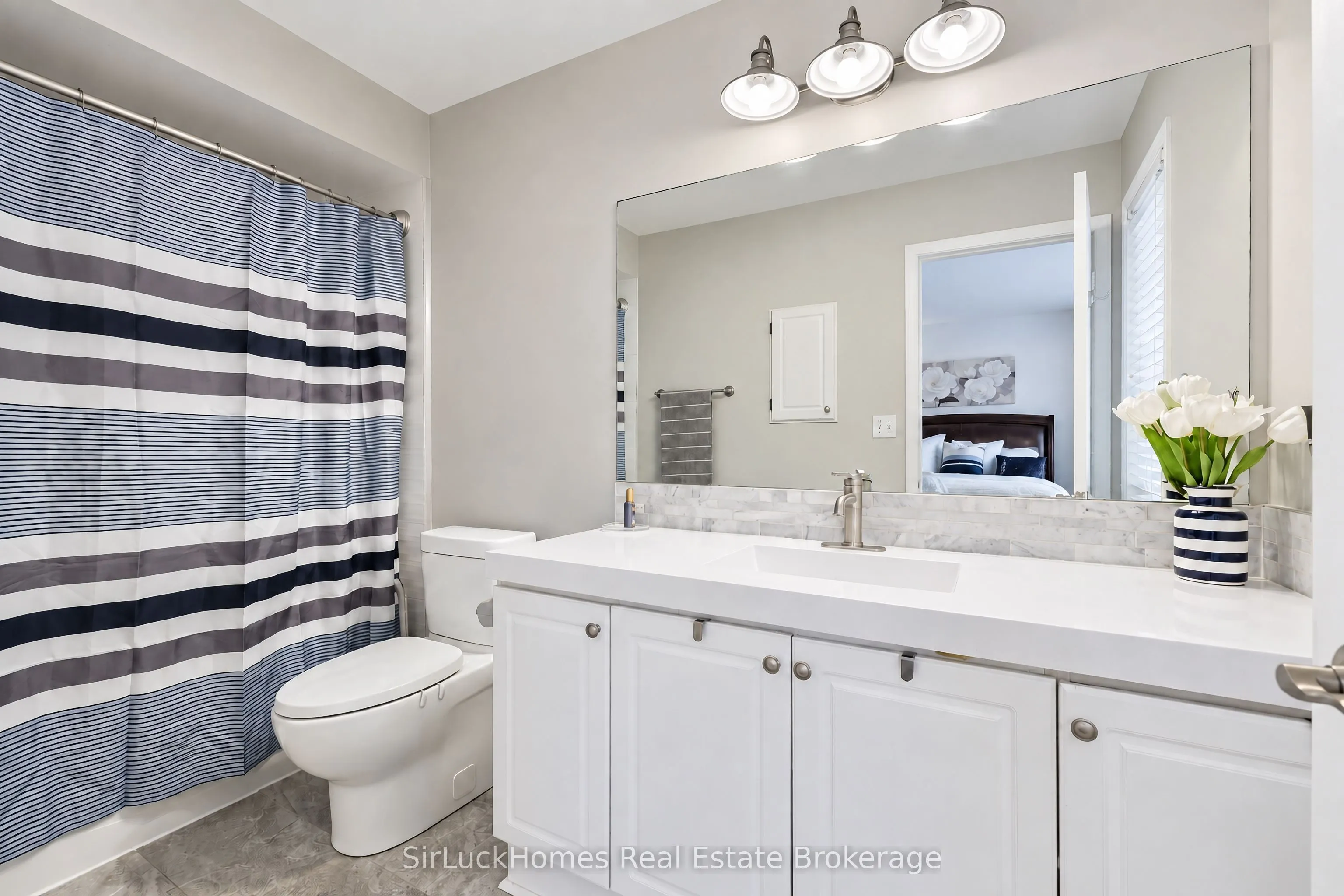 250 Richvale Drive S #22