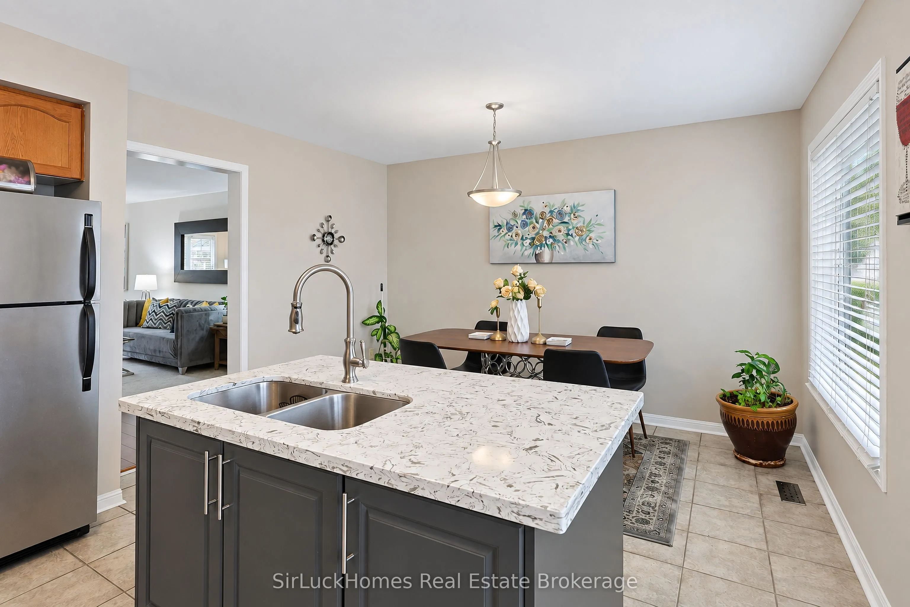 250 Richvale Drive S #22