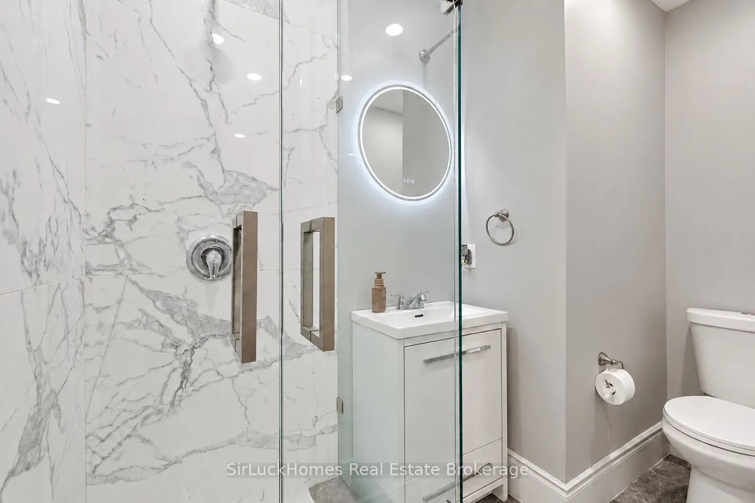 250 Richvale Drive S #22