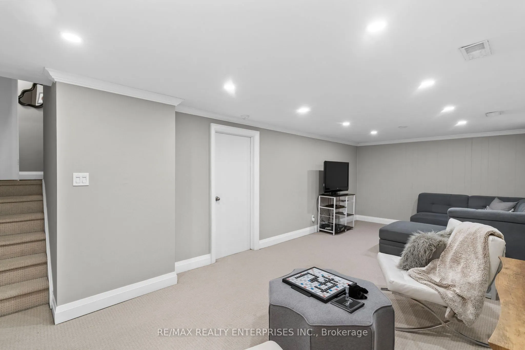 685 Francis Road #1