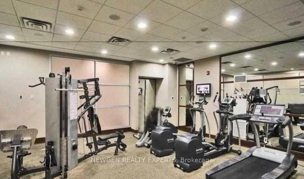 310 Burnhamthorpe Road W #805