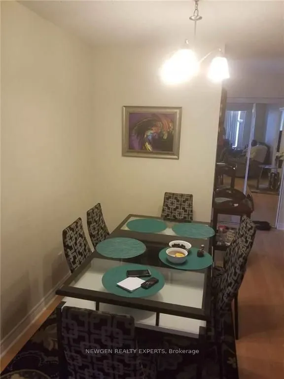 310 Burnhamthorpe Road W #805