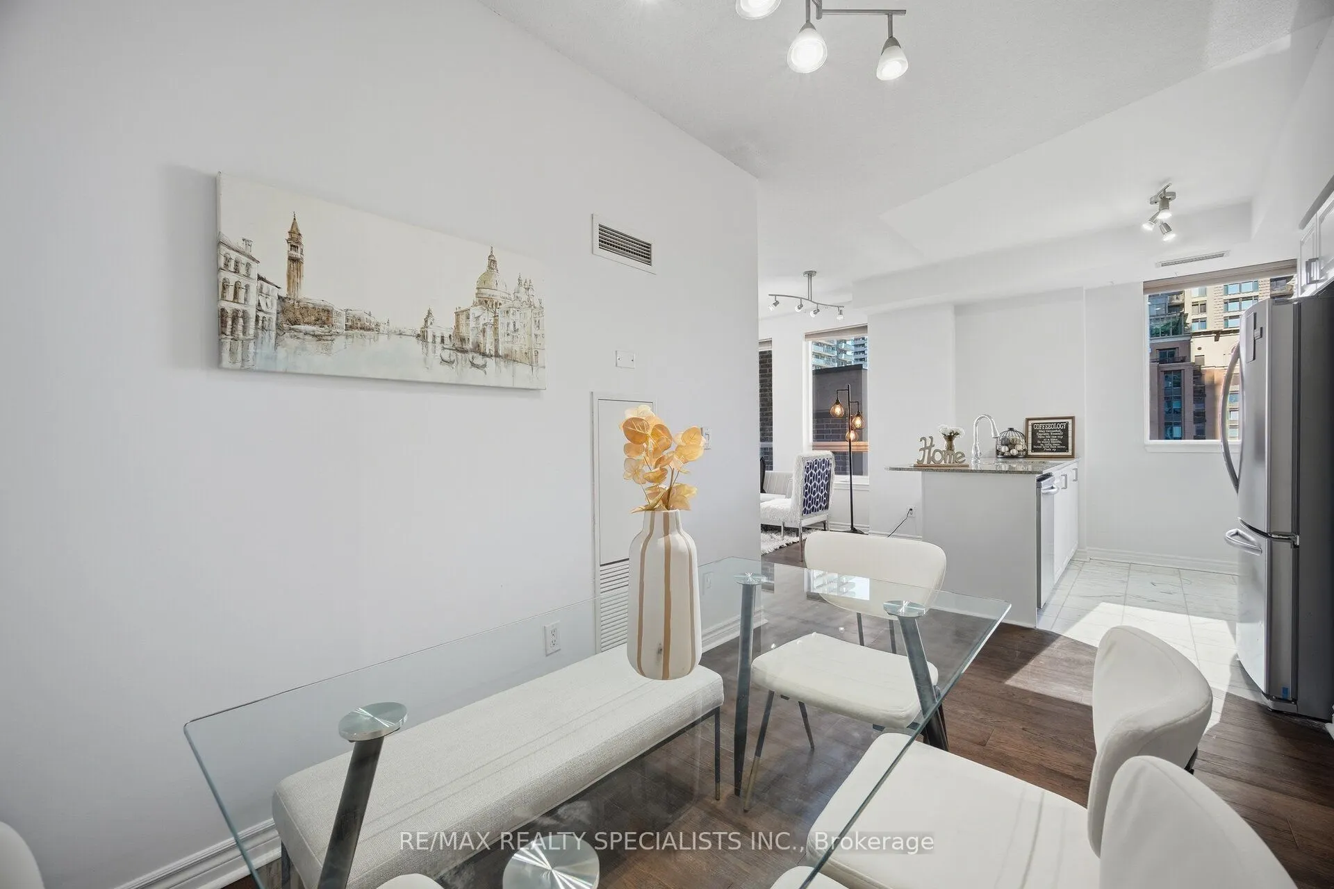 388 Prince of Wales Drive #406