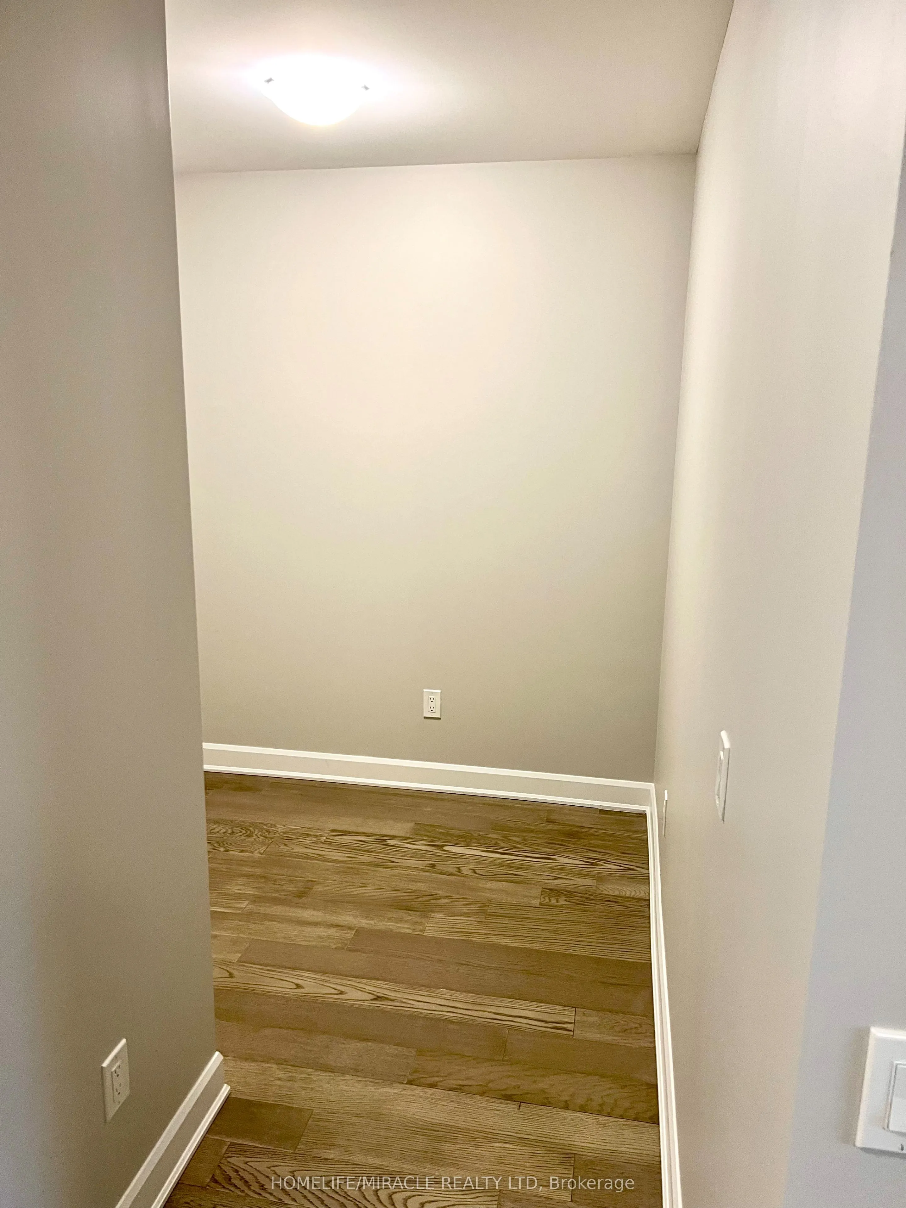 460 Gordon Krantz Avenue #402
